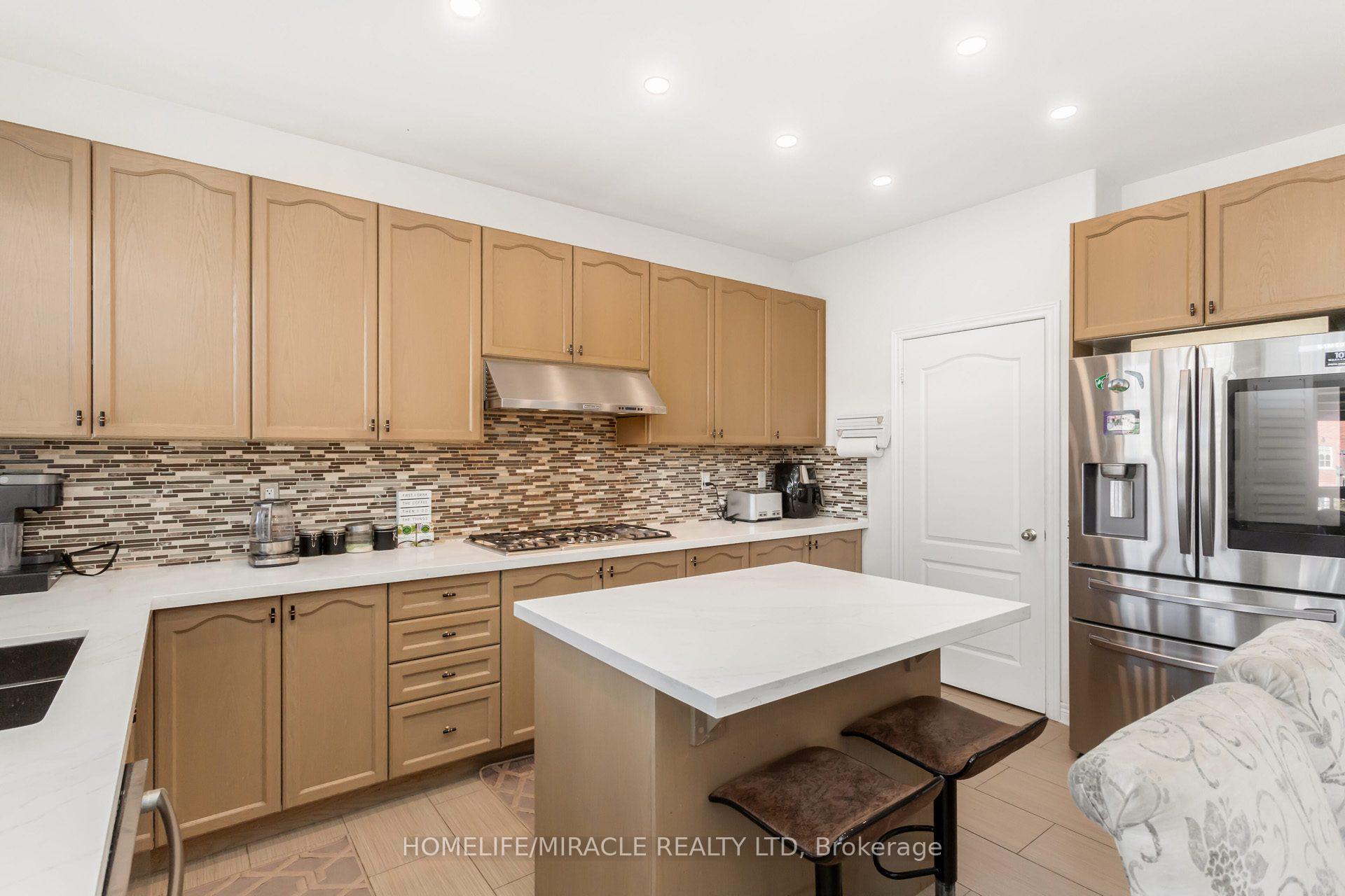 Photo 18 of 452 Nairn Circle, Milton, Scott — HOMEH