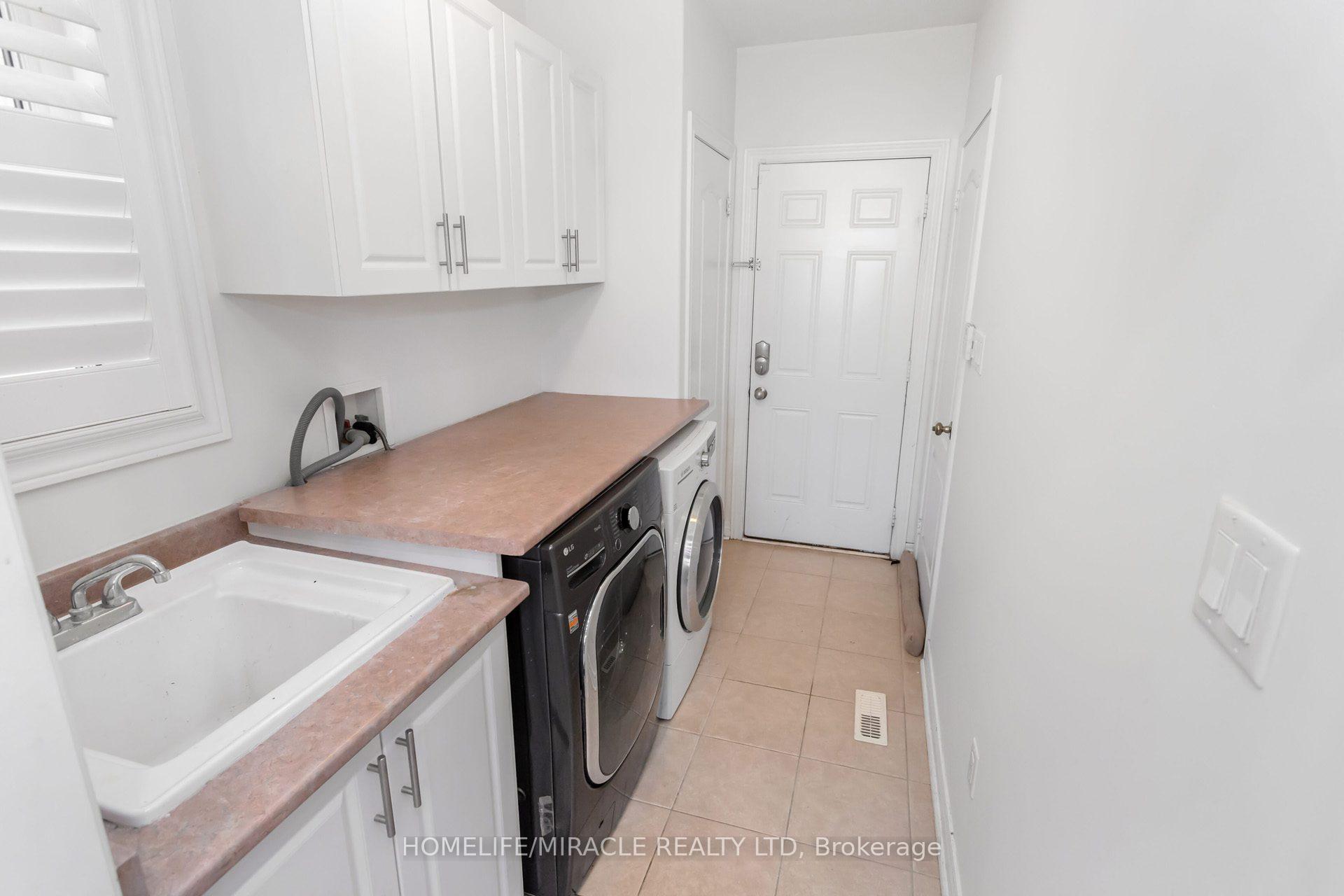 Photo 21 of 452 Nairn Circle, Milton, Scott — HOMEH