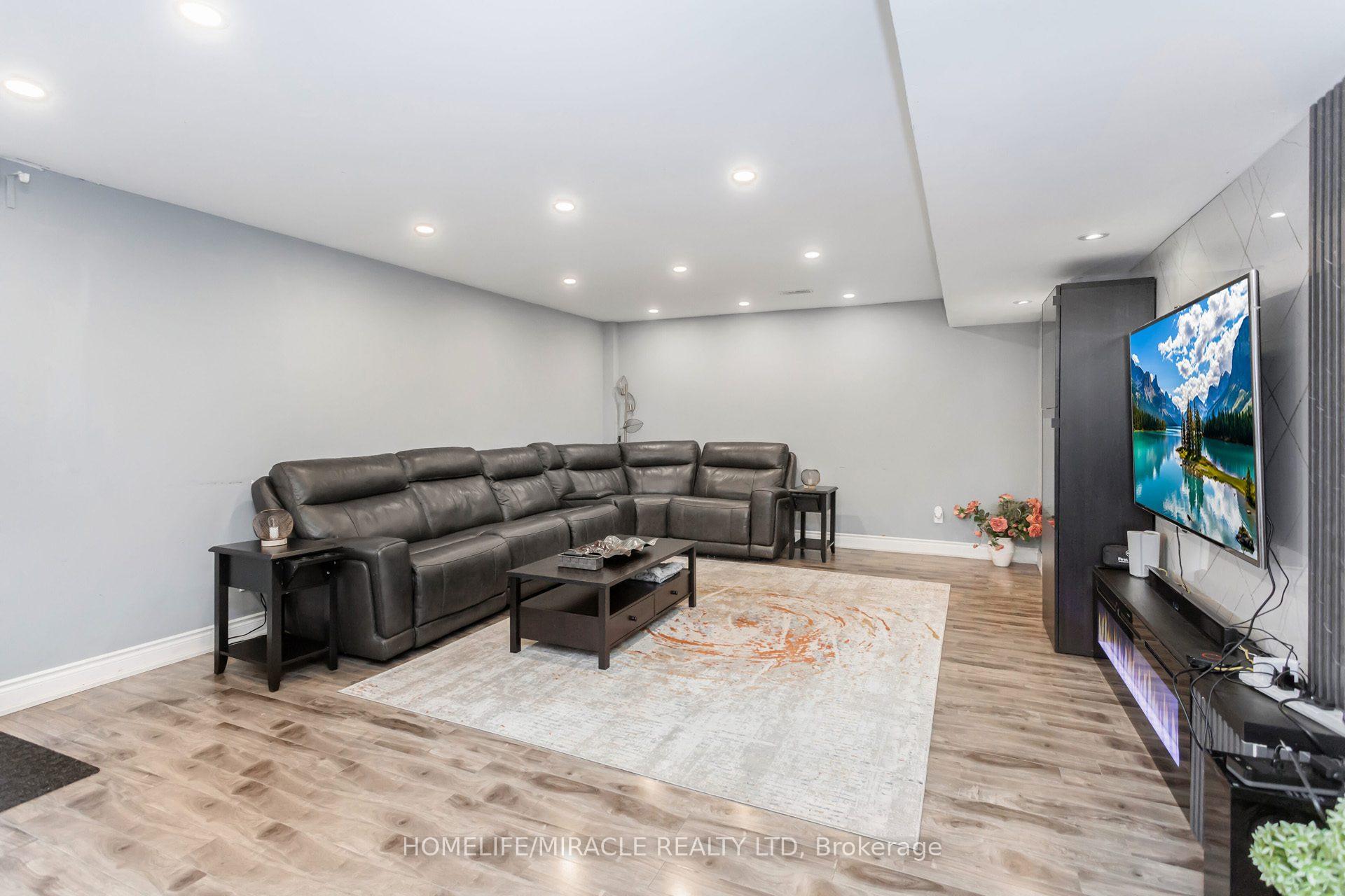 Photo 42 of 452 Nairn Circle, Milton, Scott — HOMEH