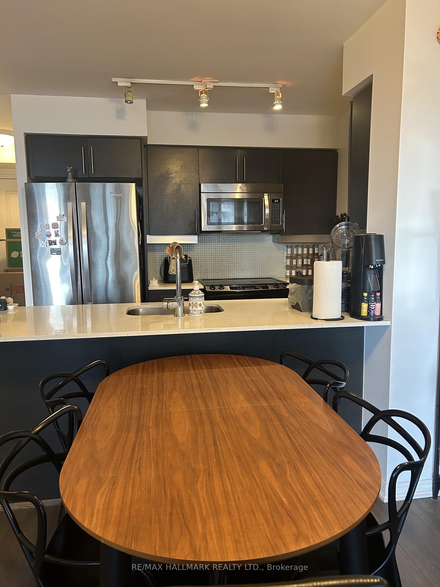 Photo 3 of Unit 1606, 35 Bastion Street, Toronto, Niagara — HOMEH