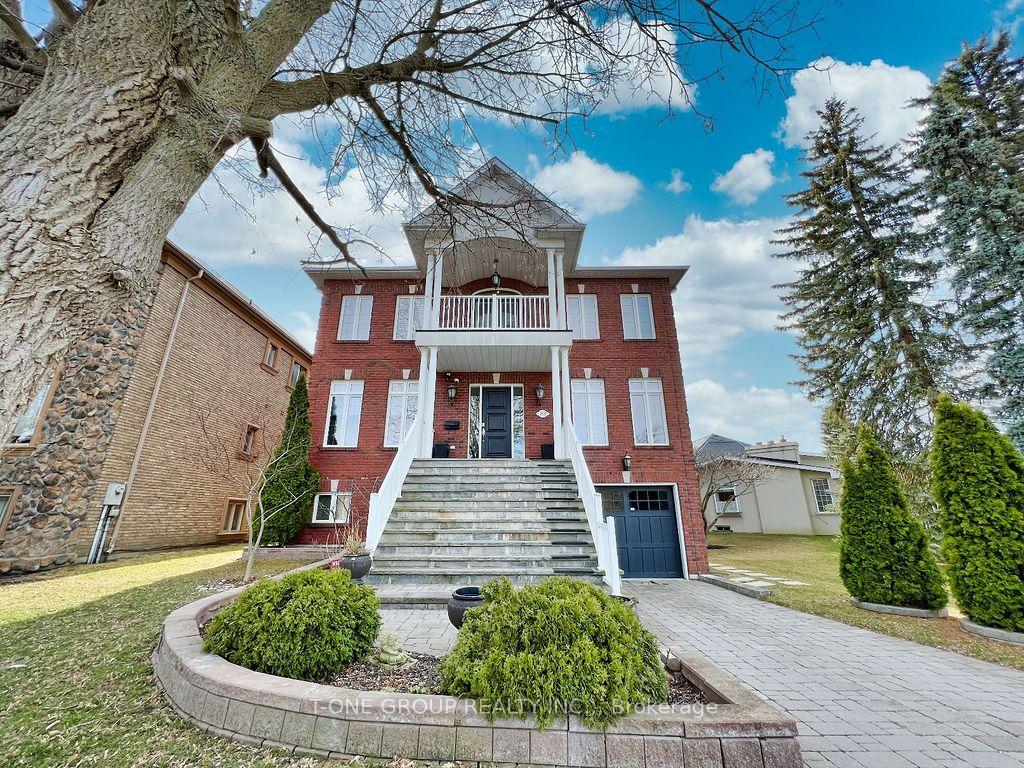 Photo 1 of 253 Carlton Road, Markham, Unionville — HOMEH