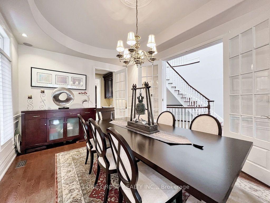 Photo 8 of 253 Carlton Road, Markham, Unionville — HOMEH