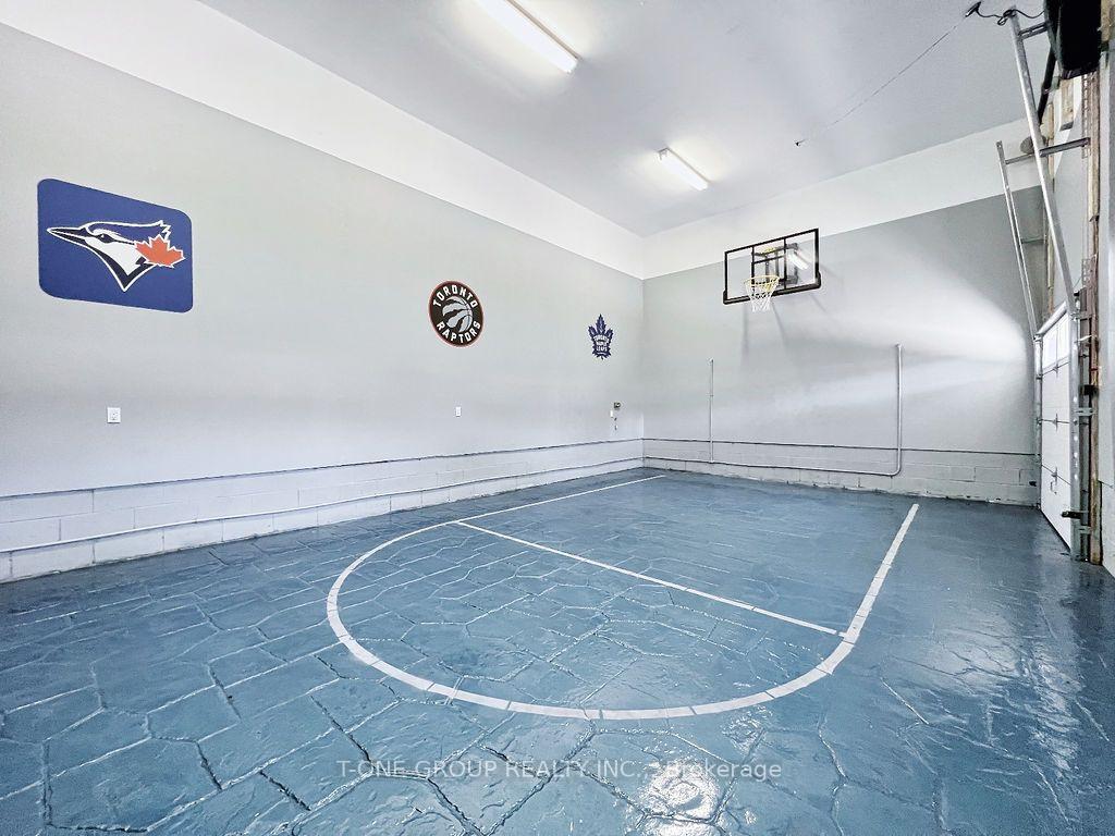 Photo 14 of 253 Carlton Road, Markham, Unionville — HOMEH