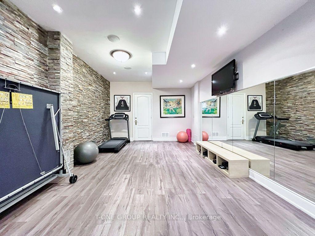 Photo 21 of 253 Carlton Road, Markham, Unionville — HOMEH