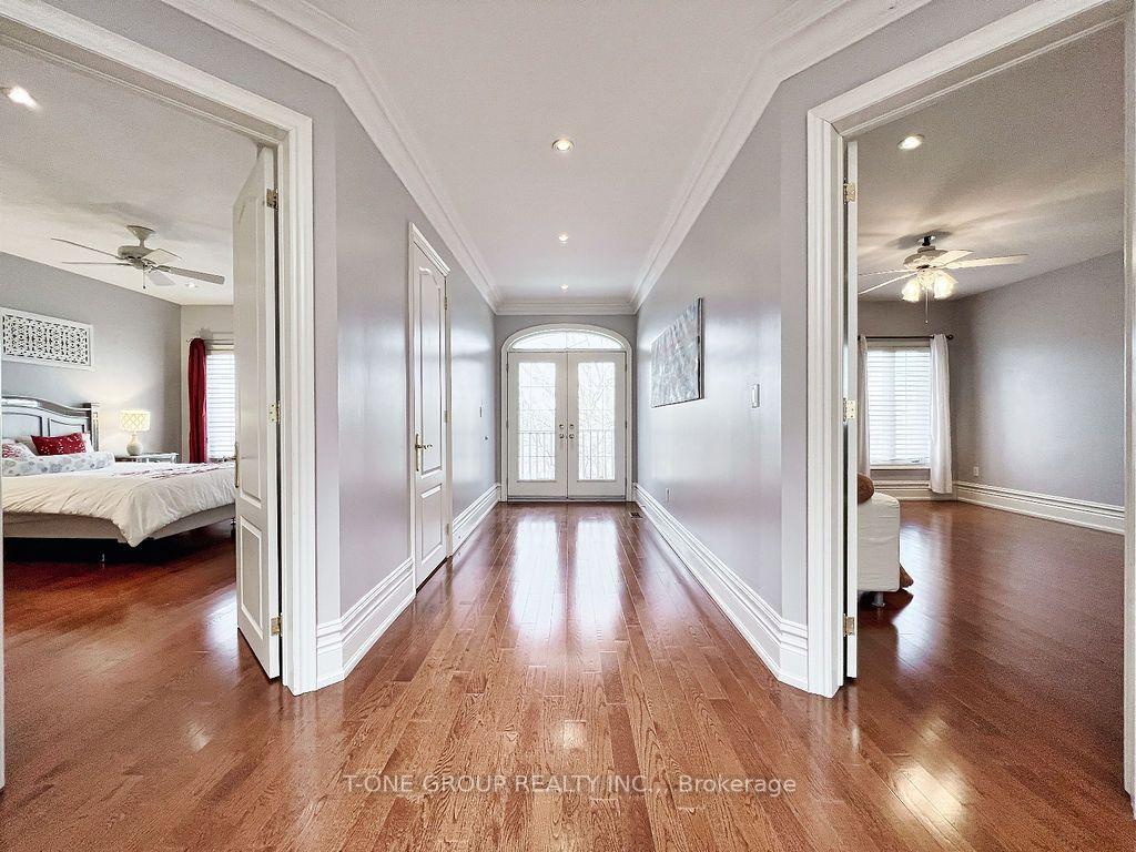 Photo 26 of 253 Carlton Road, Markham, Unionville — HOMEH