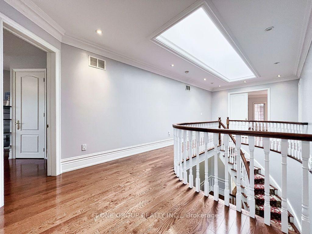 Photo 28 of 253 Carlton Road, Markham, Unionville — HOMEH