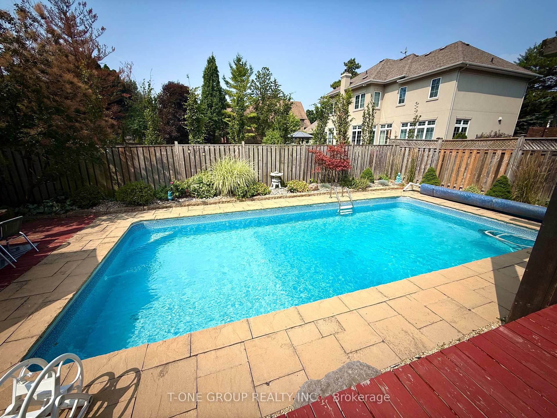 Photo 34 of 253 Carlton Road, Markham, Unionville — HOMEH