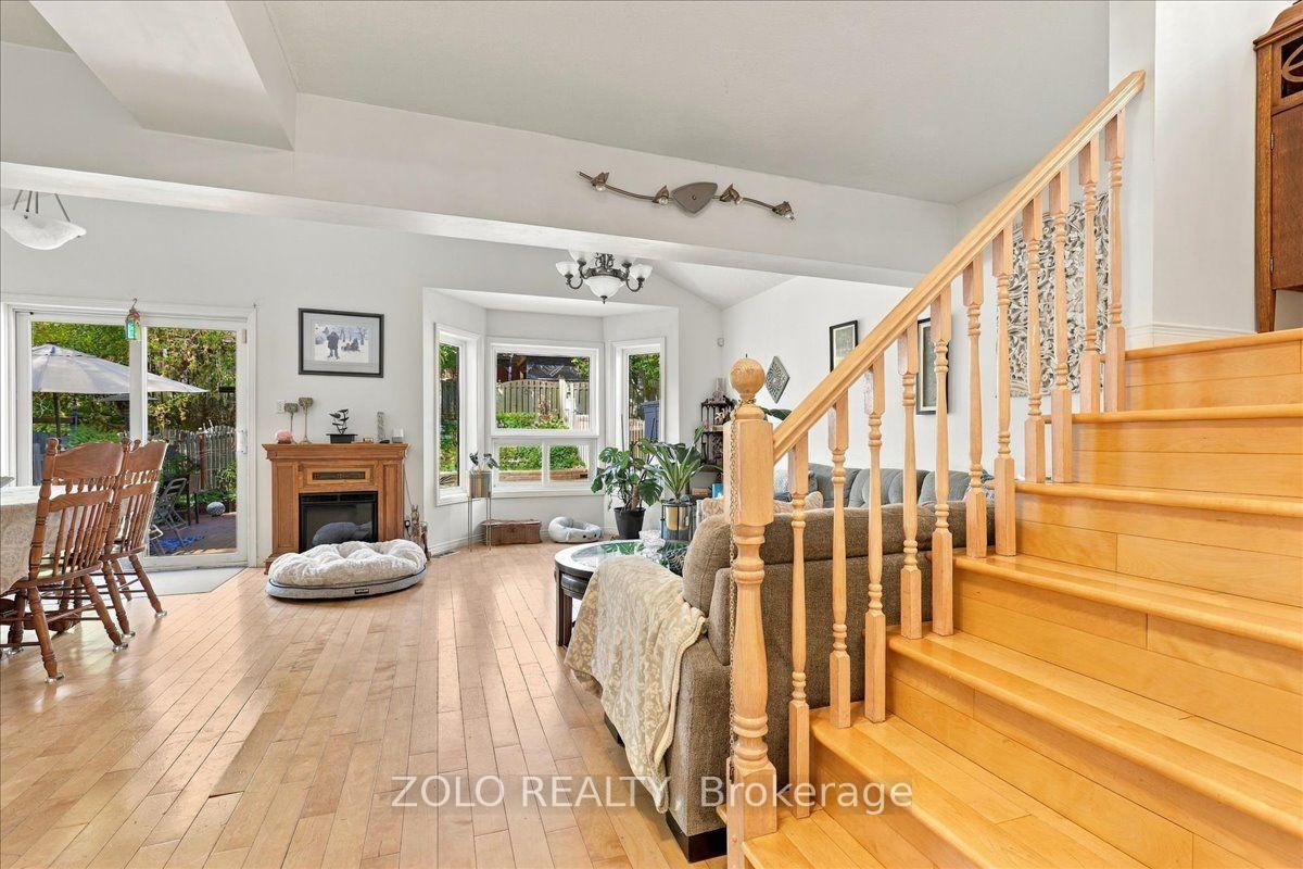 Photo 10 of 401 Hidden Creek Drive, Kitchener, Highland West — HOMEH