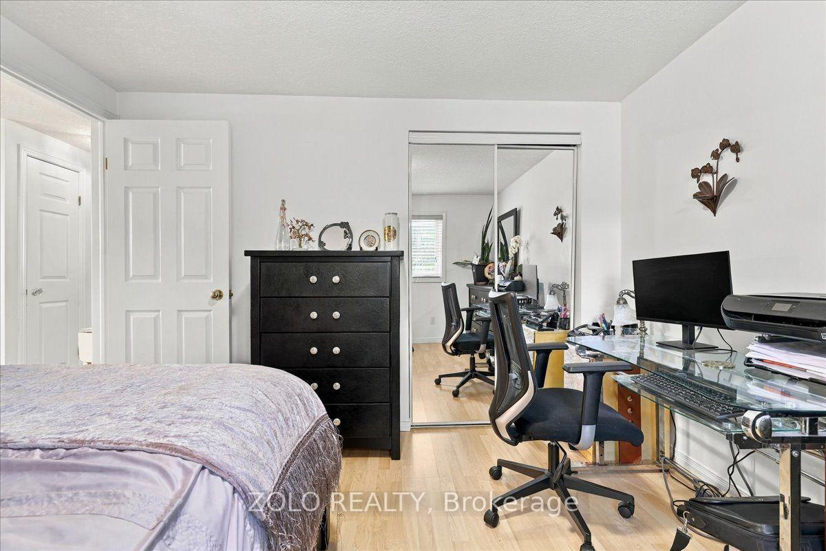 Photo 20 of 401 Hidden Creek Drive, Kitchener, Highland West — HOMEH