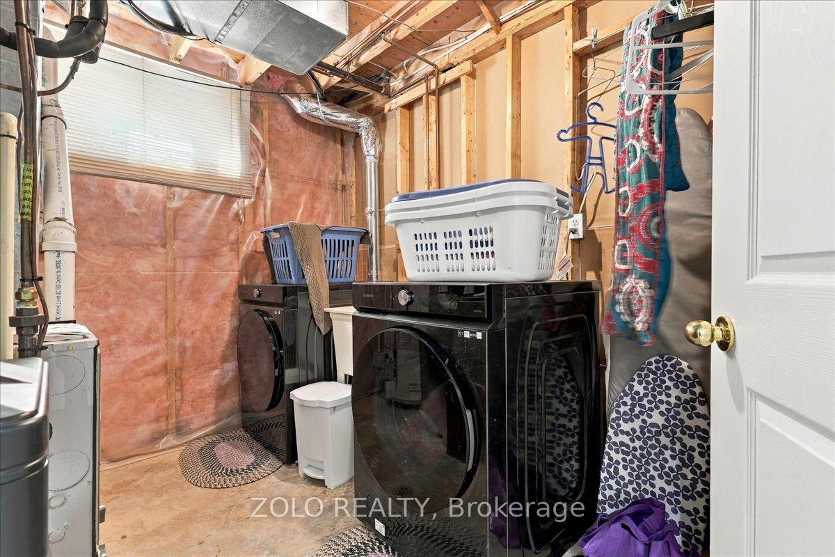 Photo 35 of 401 Hidden Creek Drive, Kitchener, Highland West — HOMEH