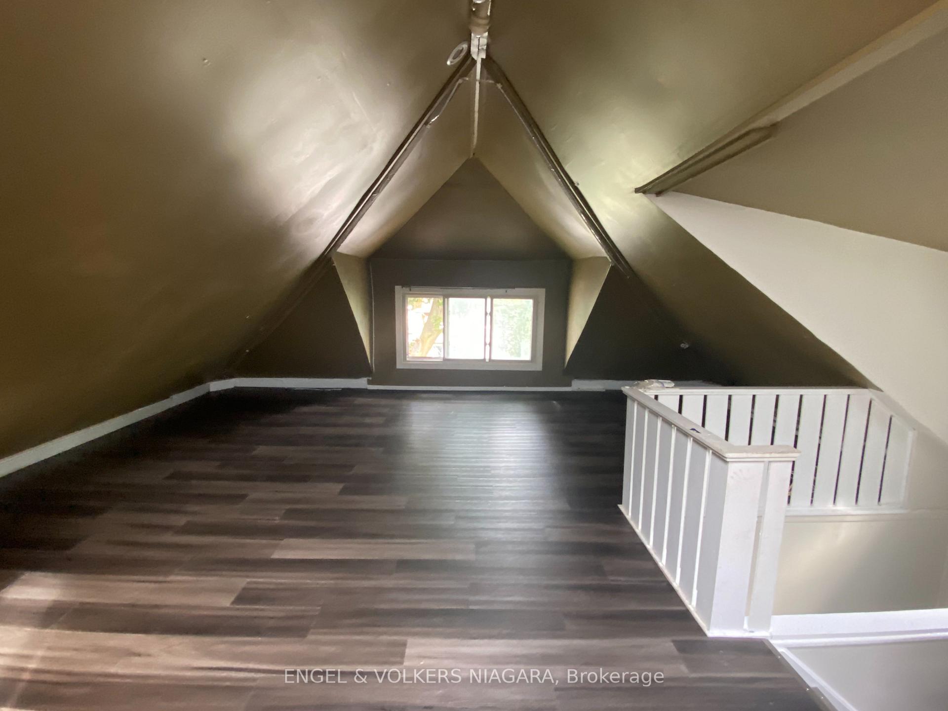 Photo 10 of Unit 2, 5006 Willmott Street, Niagara Falls, Cherrywood — HOMEH