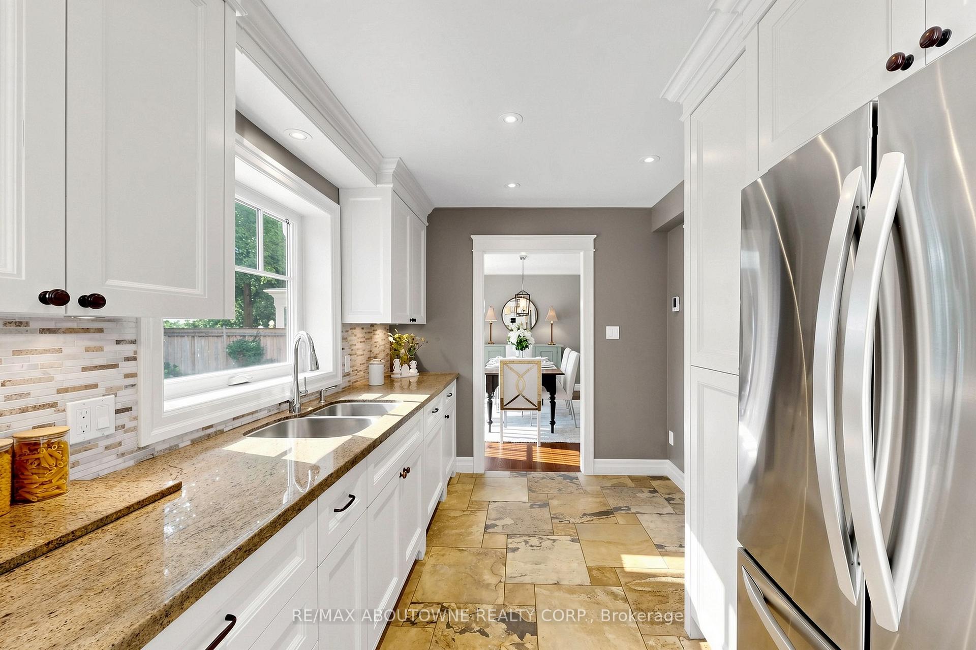 Photo 15 of 1304 Devon Road, Oakville, Morrison — HOMEH