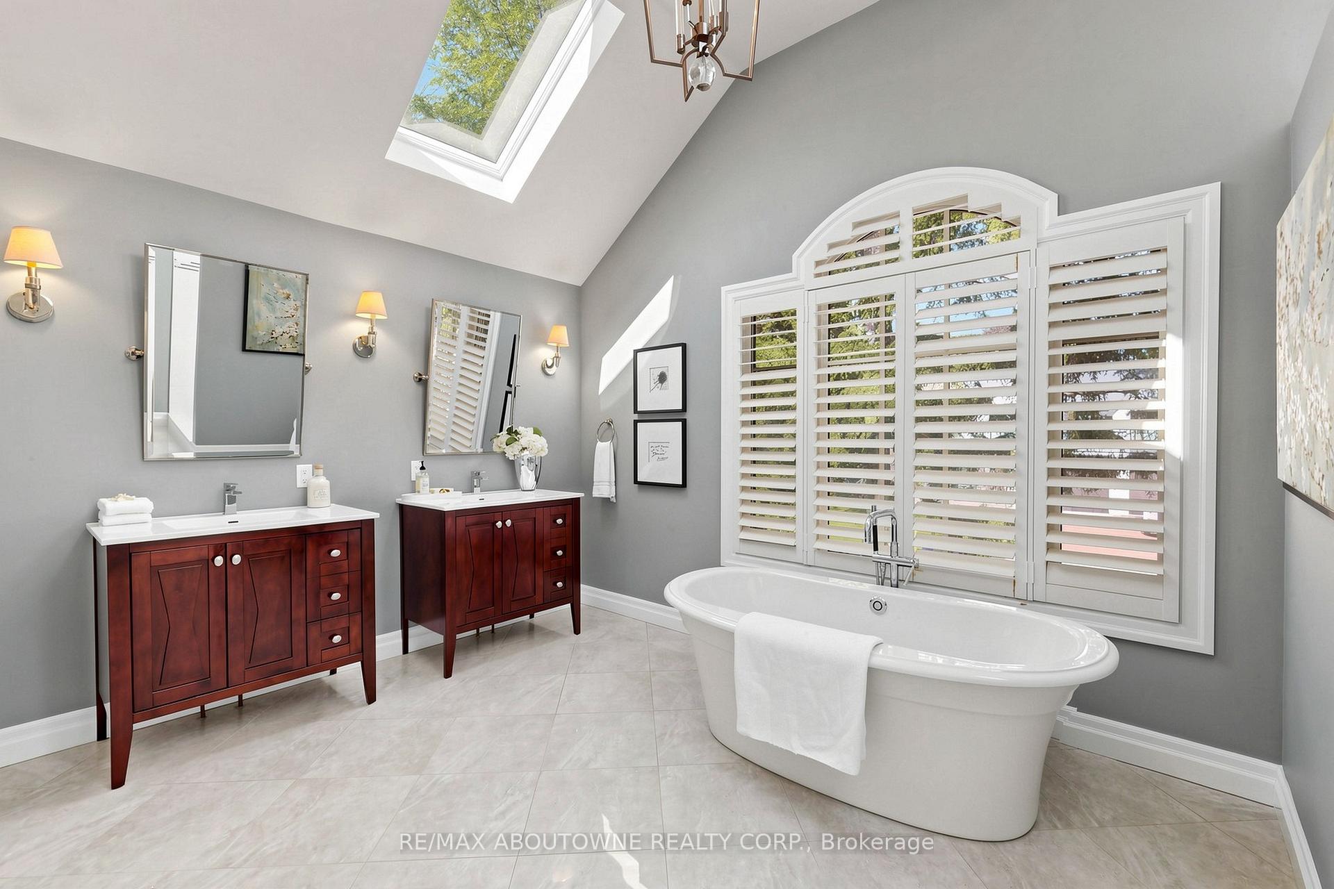 Photo 24 of 1304 Devon Road, Oakville, Morrison — HOMEH