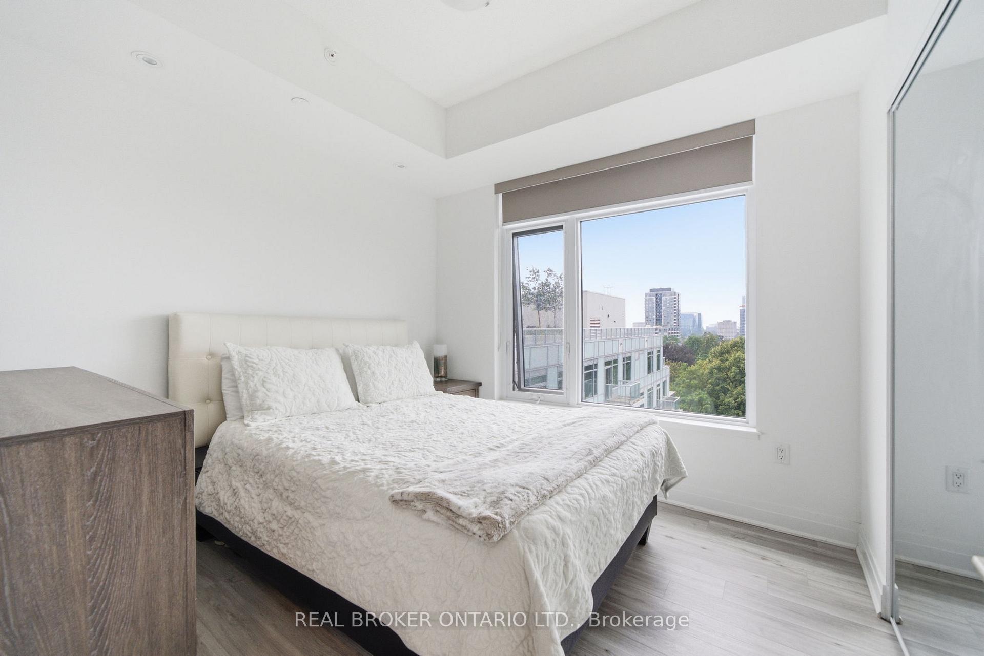 Photo 16 of 3220 Sheppard Avenue E, Scarborough, Tam O'Shanter-Sullivan — HOMEH