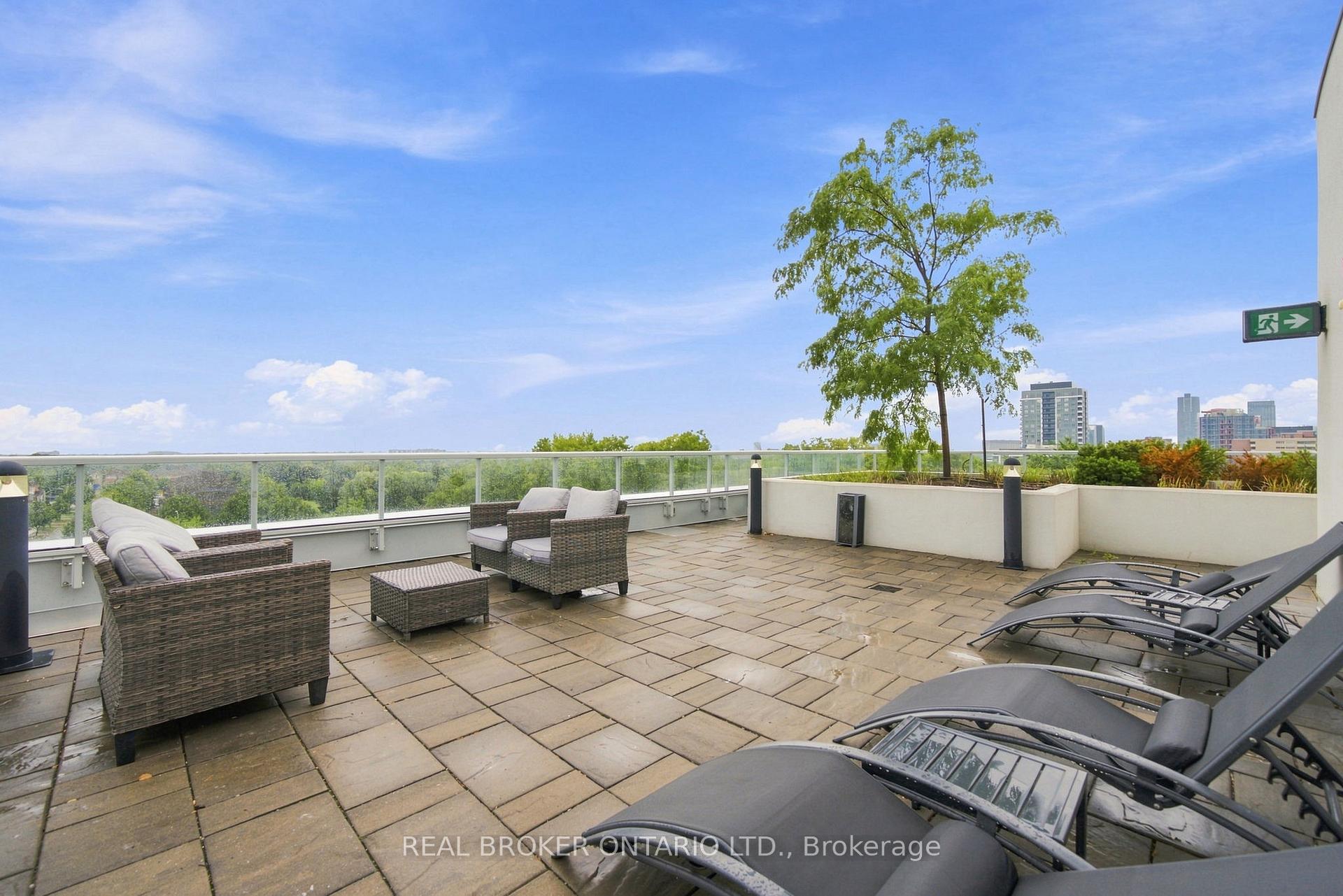 Photo 25 of 3220 Sheppard Avenue E, Scarborough, Tam O'Shanter-Sullivan — HOMEH