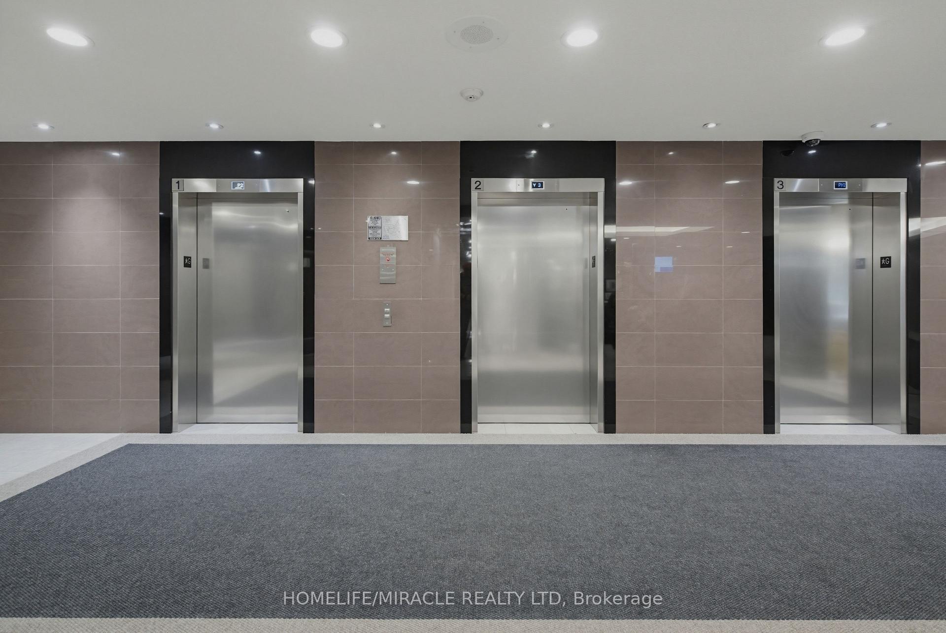Photo 26 of Unit PH211, 7250 Yonge Street, Vaughan, Crestwood-Springfarm-Yorkhill — HOMEH