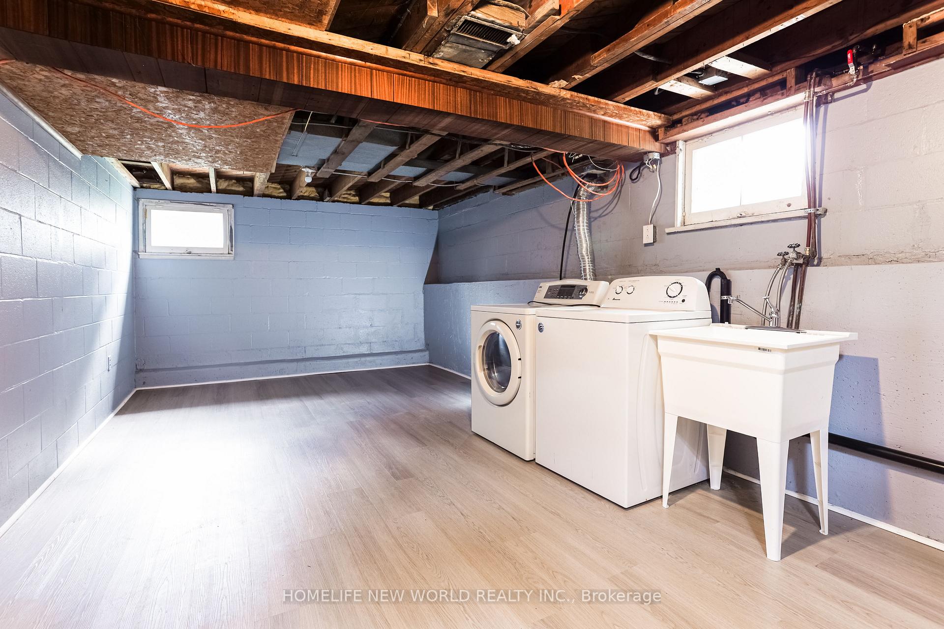 Photo 25 of 422 Welland Avenue, St. Catharines, Facer — HOMEH