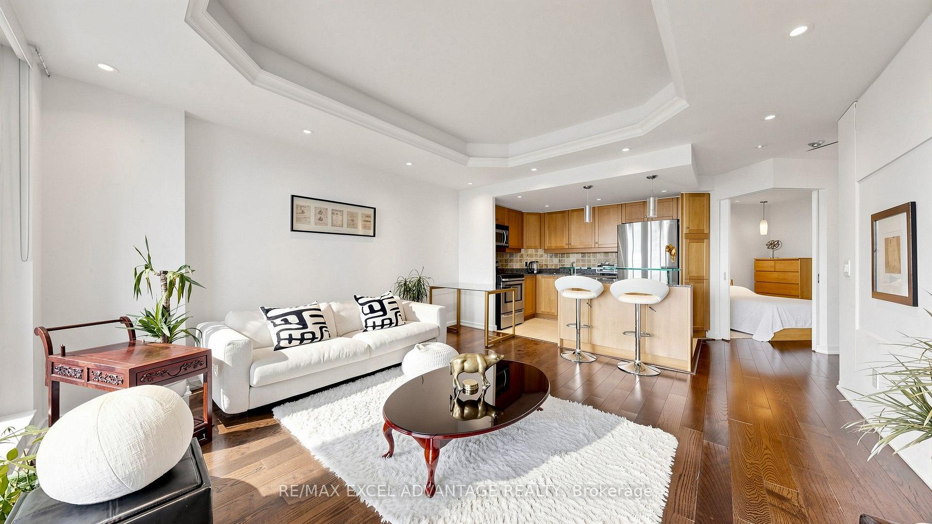 Photo 1 of Unit 1510, 8 York Street, Toronto, Waterfront Communities — HOMEH