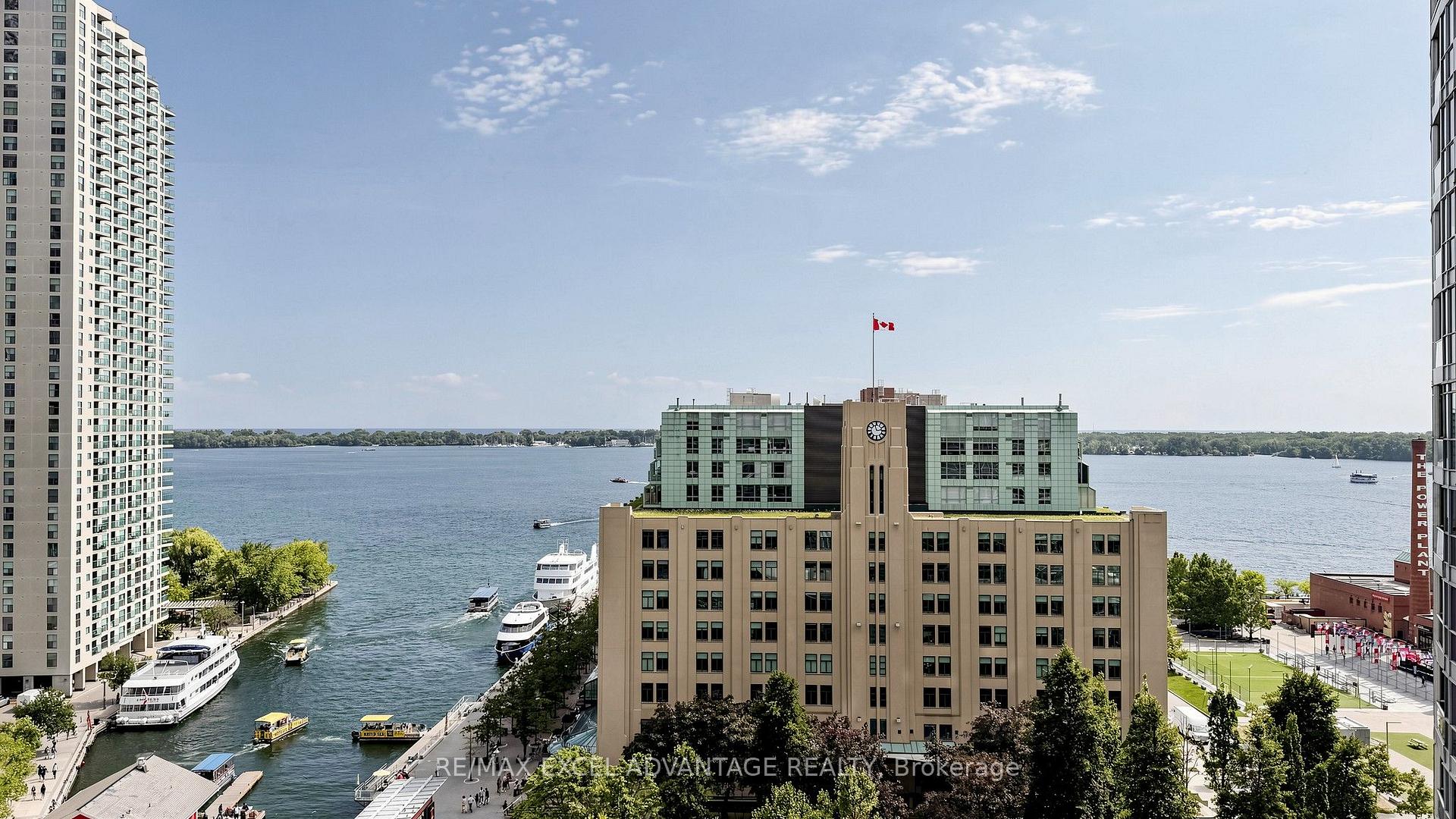 Photo 16 of Unit 1510, 8 York Street, Toronto, Waterfront Communities — HOMEH