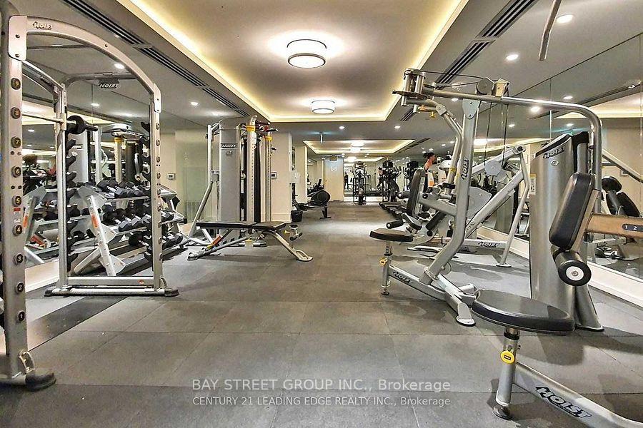 Photo 5 of Unit 2110, 955 Bay Street, Toronto, Bay Street Corridor — HOMEH