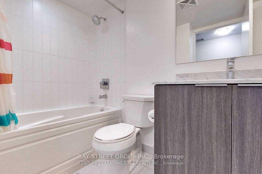 Photo 8 of Unit 2110, 955 Bay Street, Toronto, Bay Street Corridor — HOMEH