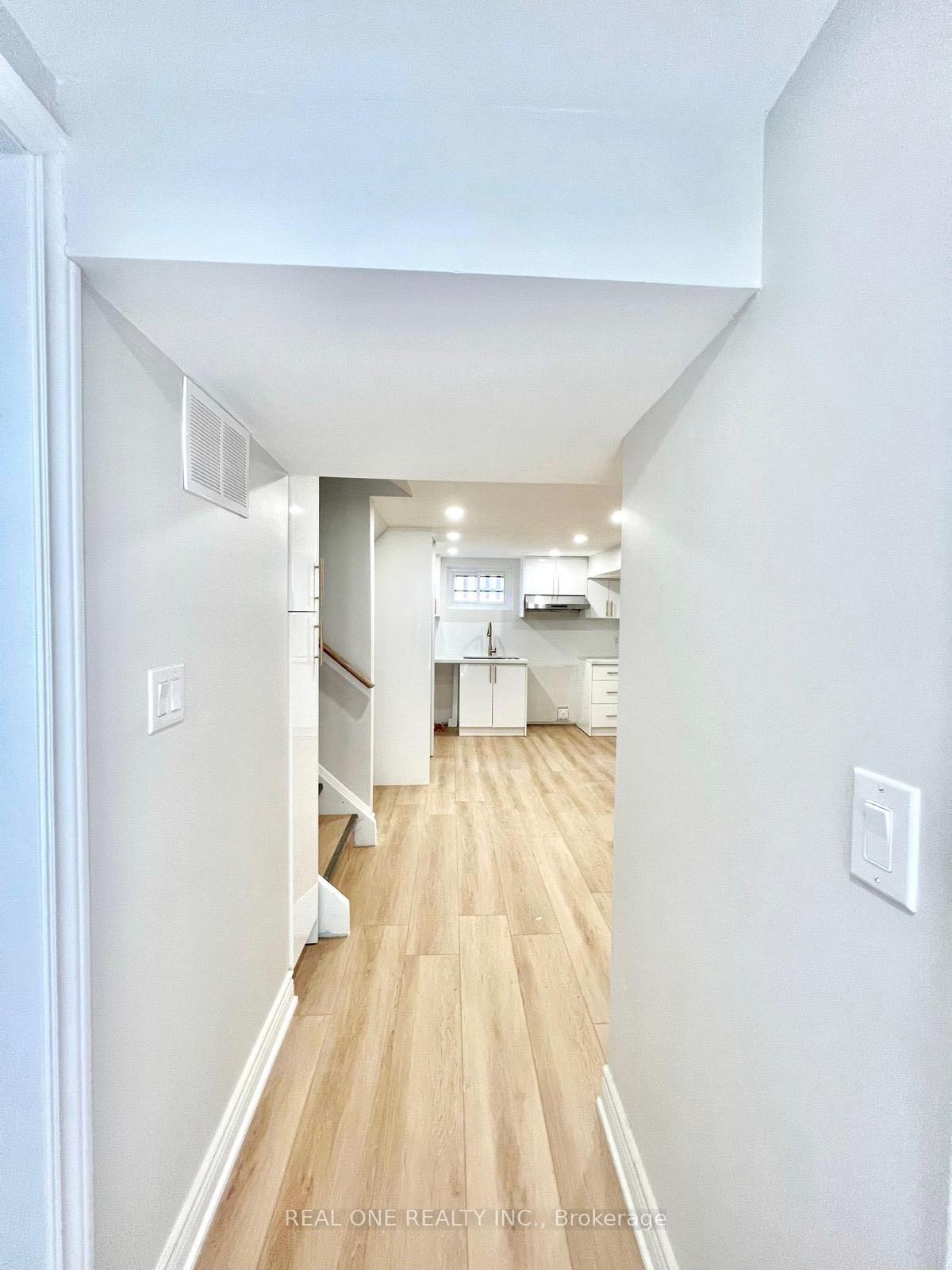 Photo 2 of 65 Dewlane Drive W, North York, Newtonbrook West — HOMEH