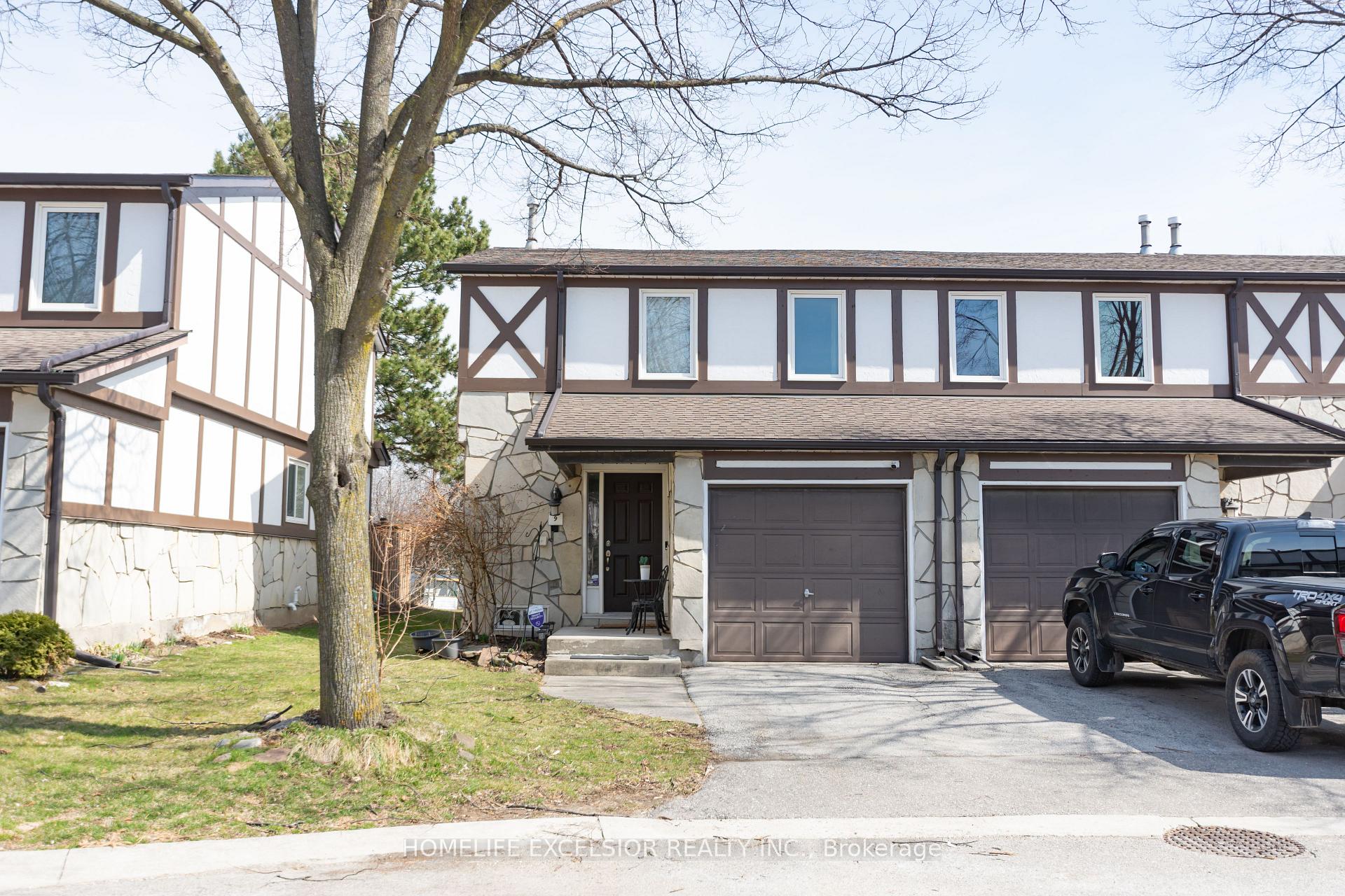 Photo of Unit 9, 2200 Glenwood School Drive