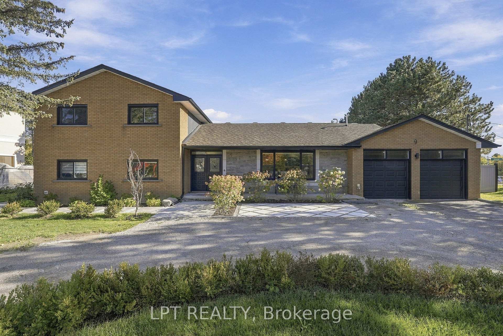 Photo of 9 Noblewood Drive