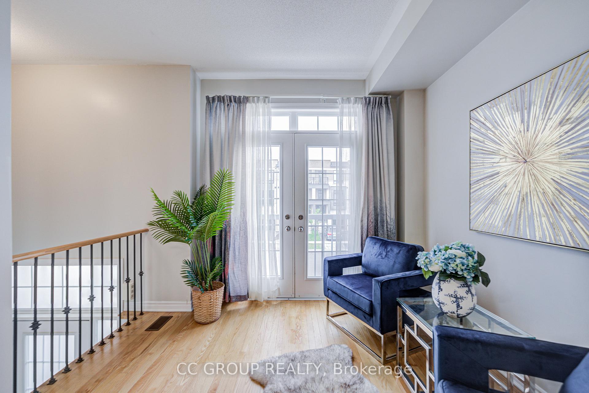 Photo 7 of 138 Farooq Boulevard S, Vaughan, Vellore Village — HOMEH