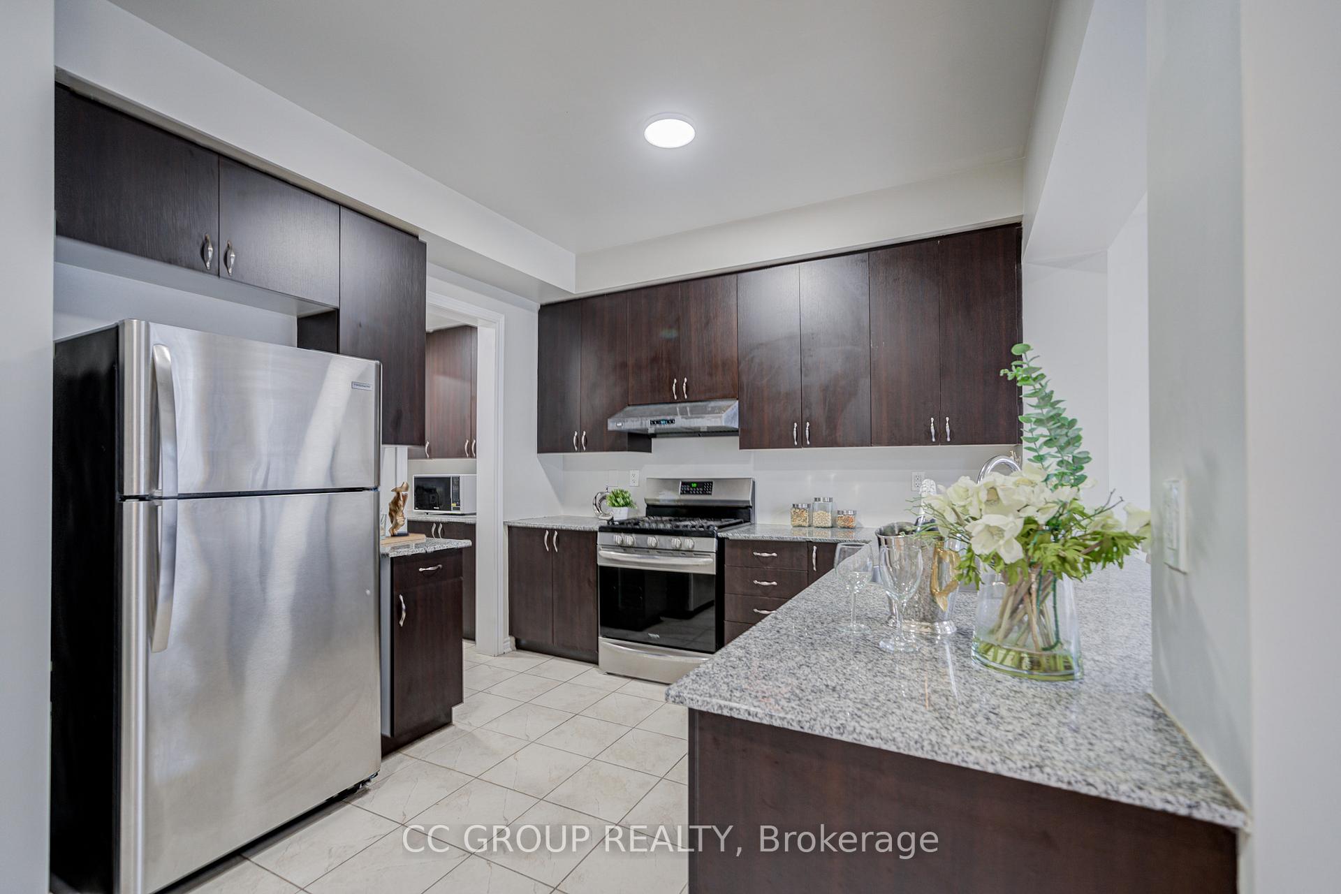 Photo 12 of 138 Farooq Boulevard S, Vaughan, Vellore Village — HOMEH