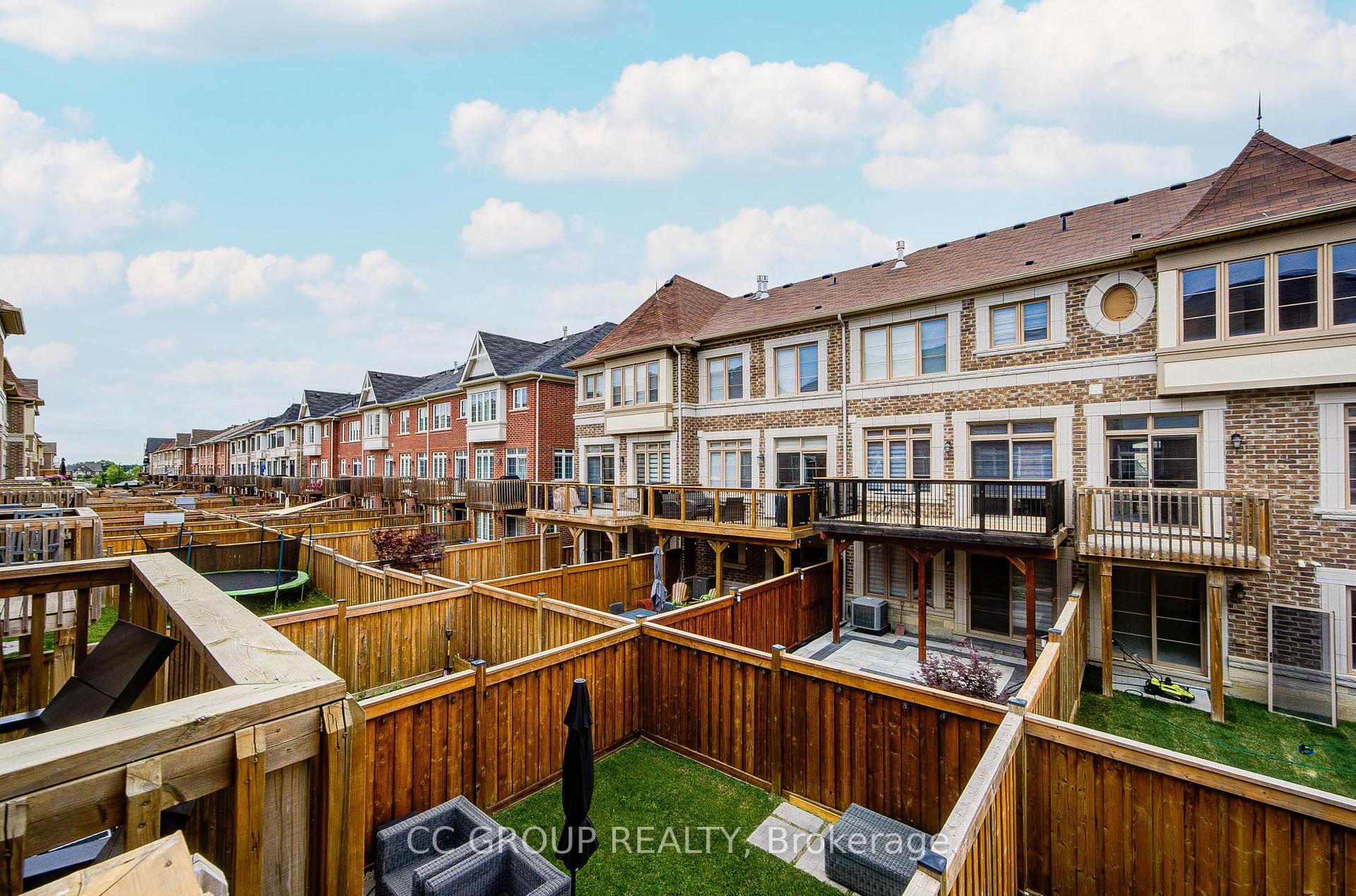Photo 28 of 138 Farooq Boulevard S, Vaughan, Vellore Village — HOMEH