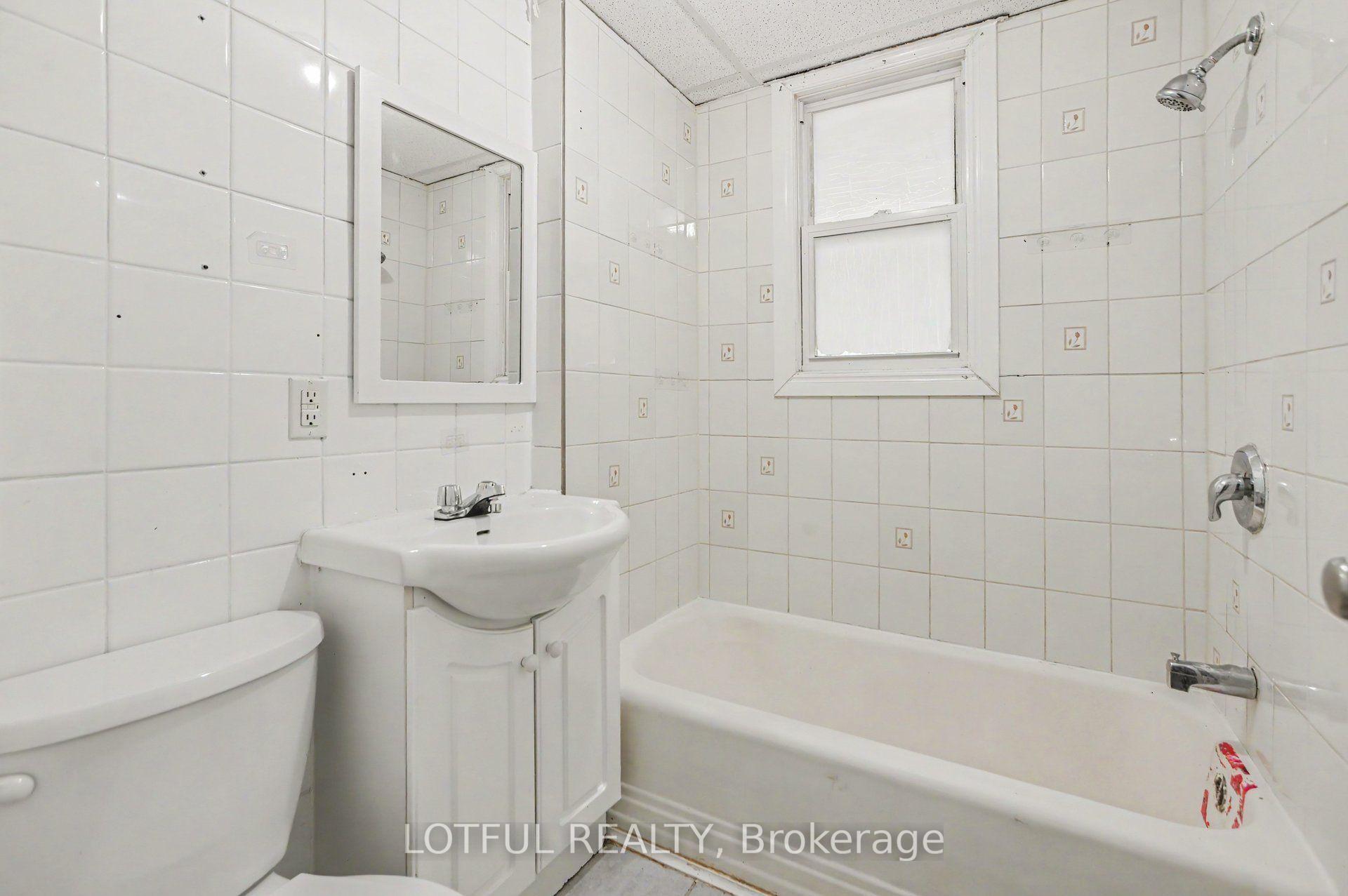 Photo 6 of 118 Marier Avenue, Ottawa, Vanier — HOMEH