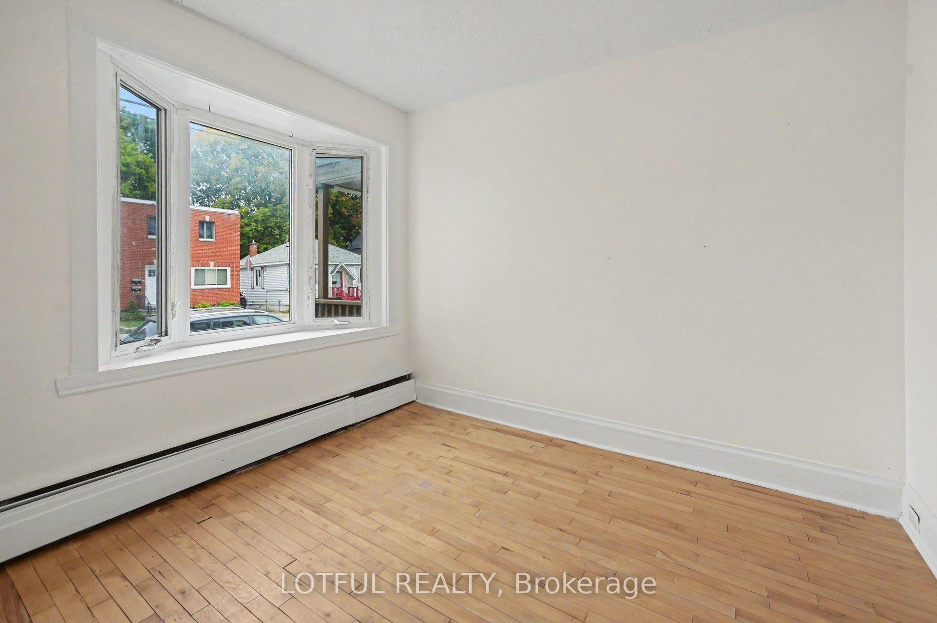Photo 10 of 118 Marier Avenue, Ottawa, Vanier — HOMEH