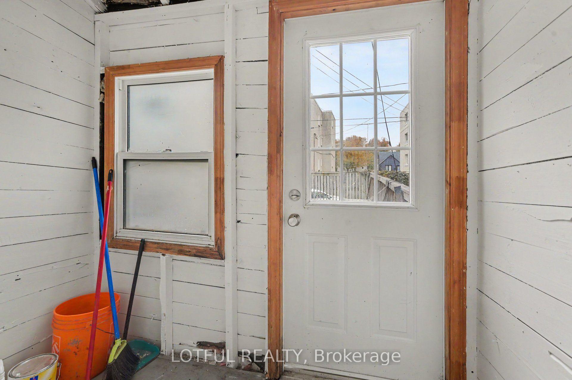 Photo 13 of 118 Marier Avenue, Ottawa, Vanier — HOMEH