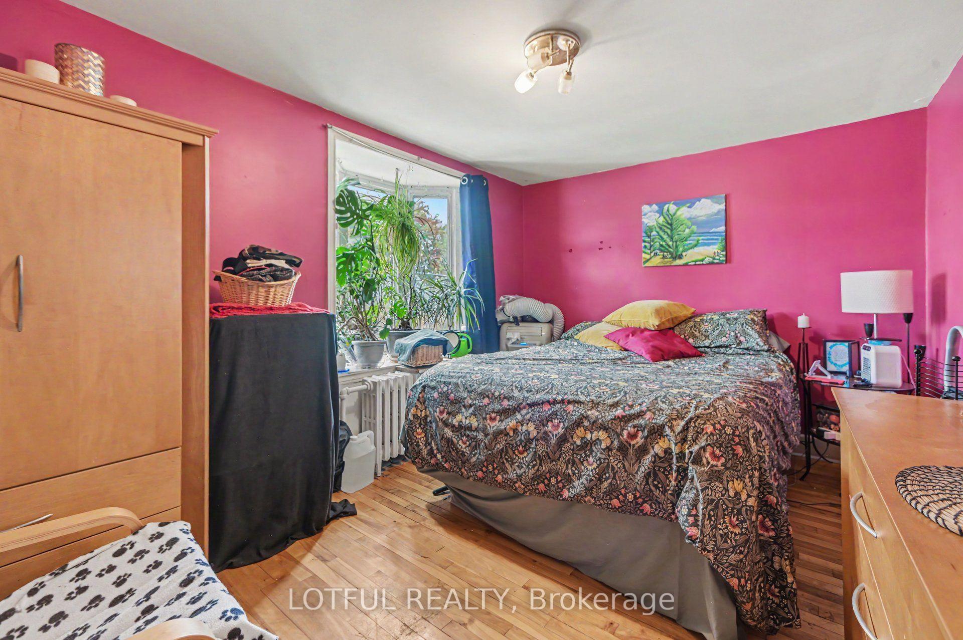 Photo 21 of 118 Marier Avenue, Ottawa, Vanier — HOMEH