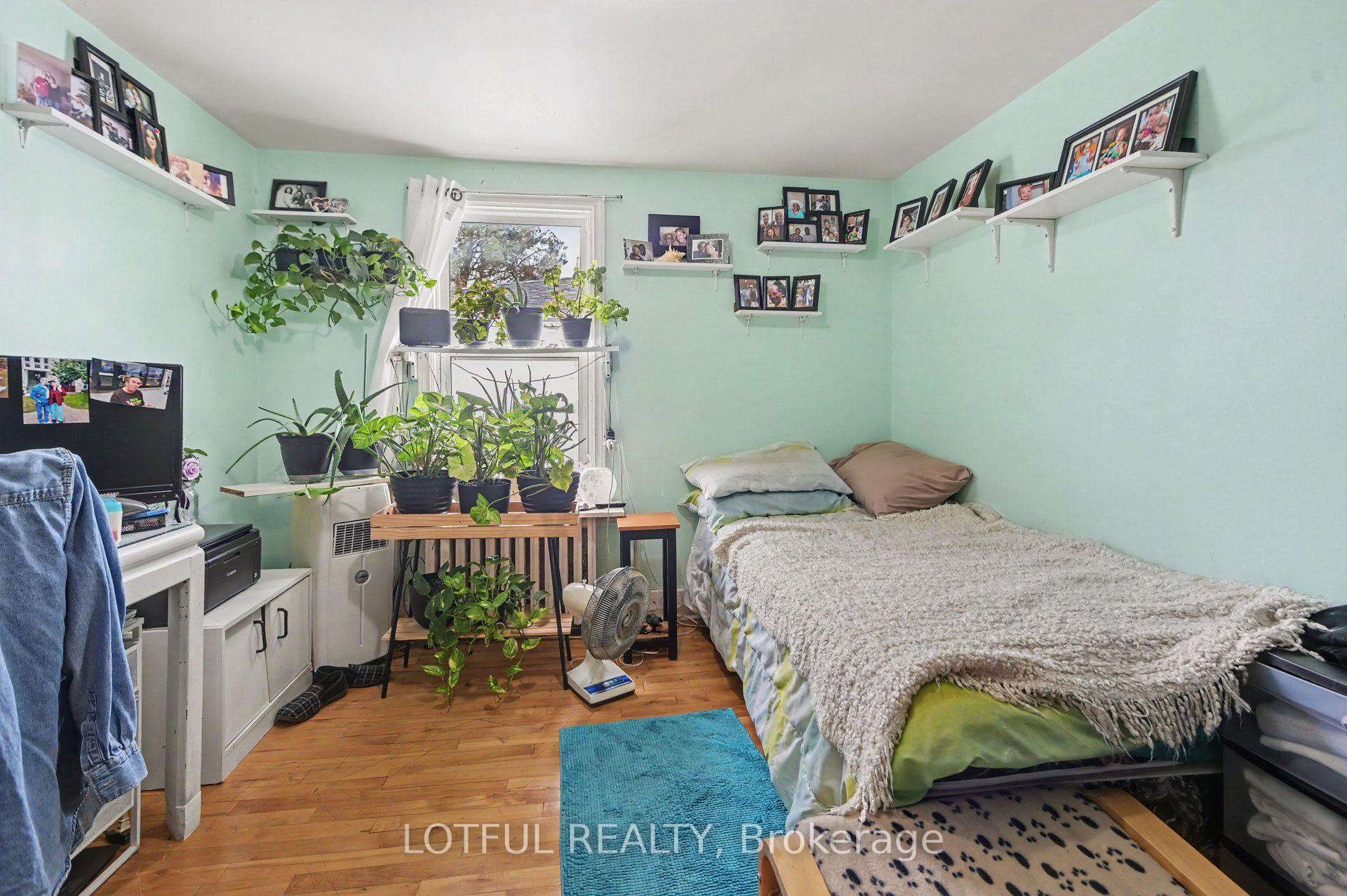 Photo 22 of 118 Marier Avenue, Ottawa, Vanier — HOMEH