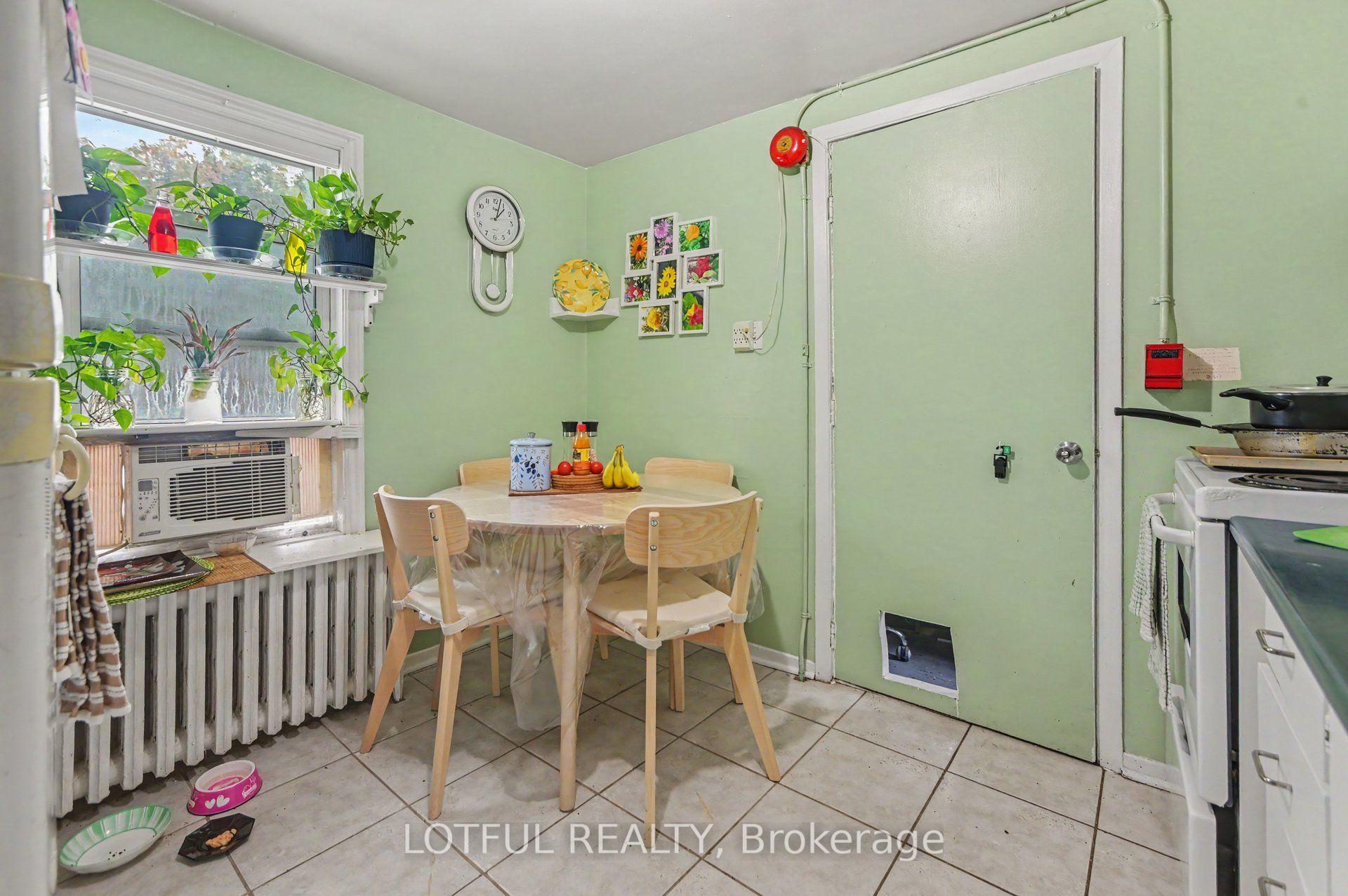 Photo 29 of 118 Marier Avenue, Ottawa, Vanier — HOMEH