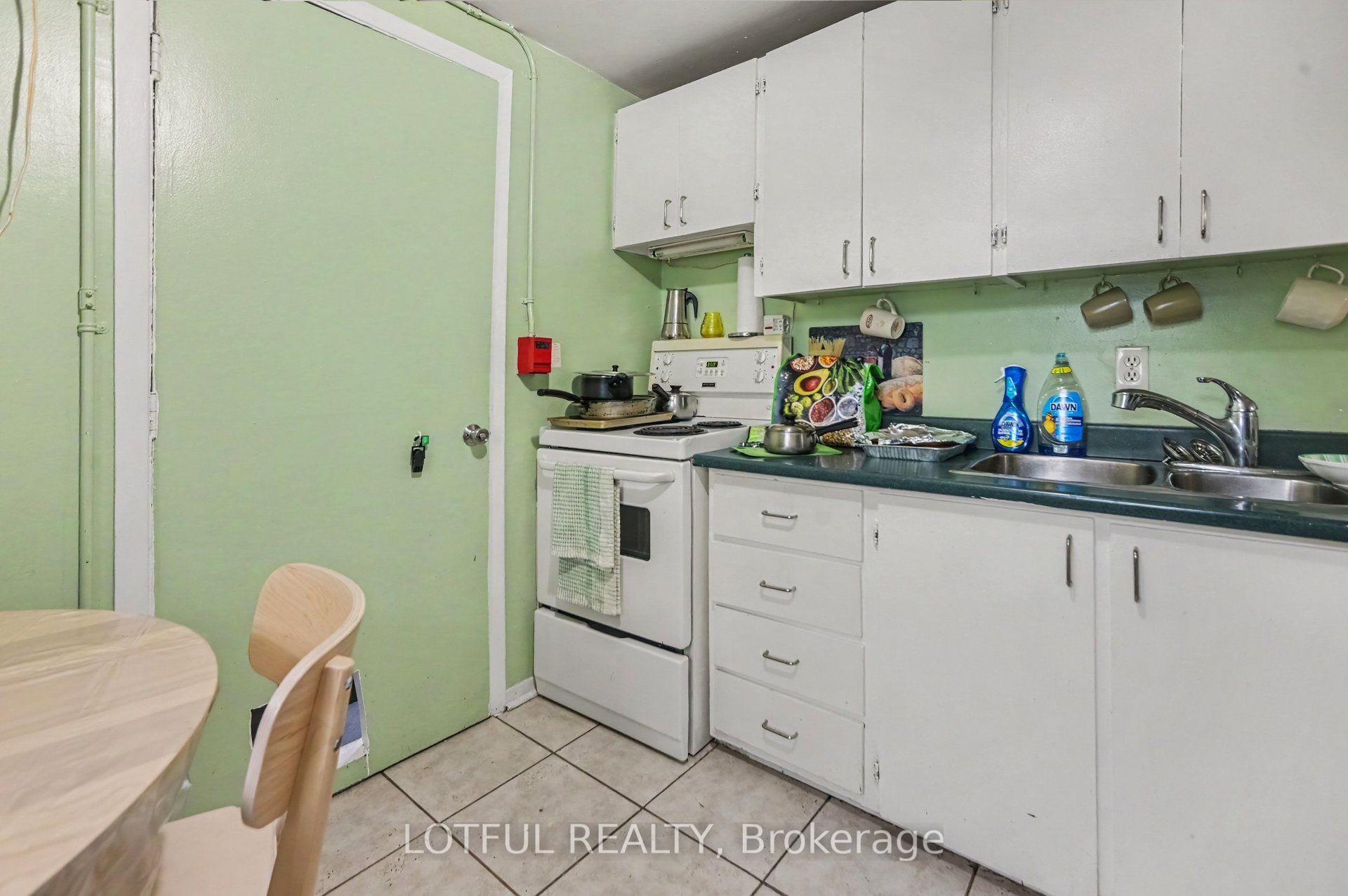 Photo 30 of 118 Marier Avenue, Ottawa, Vanier — HOMEH