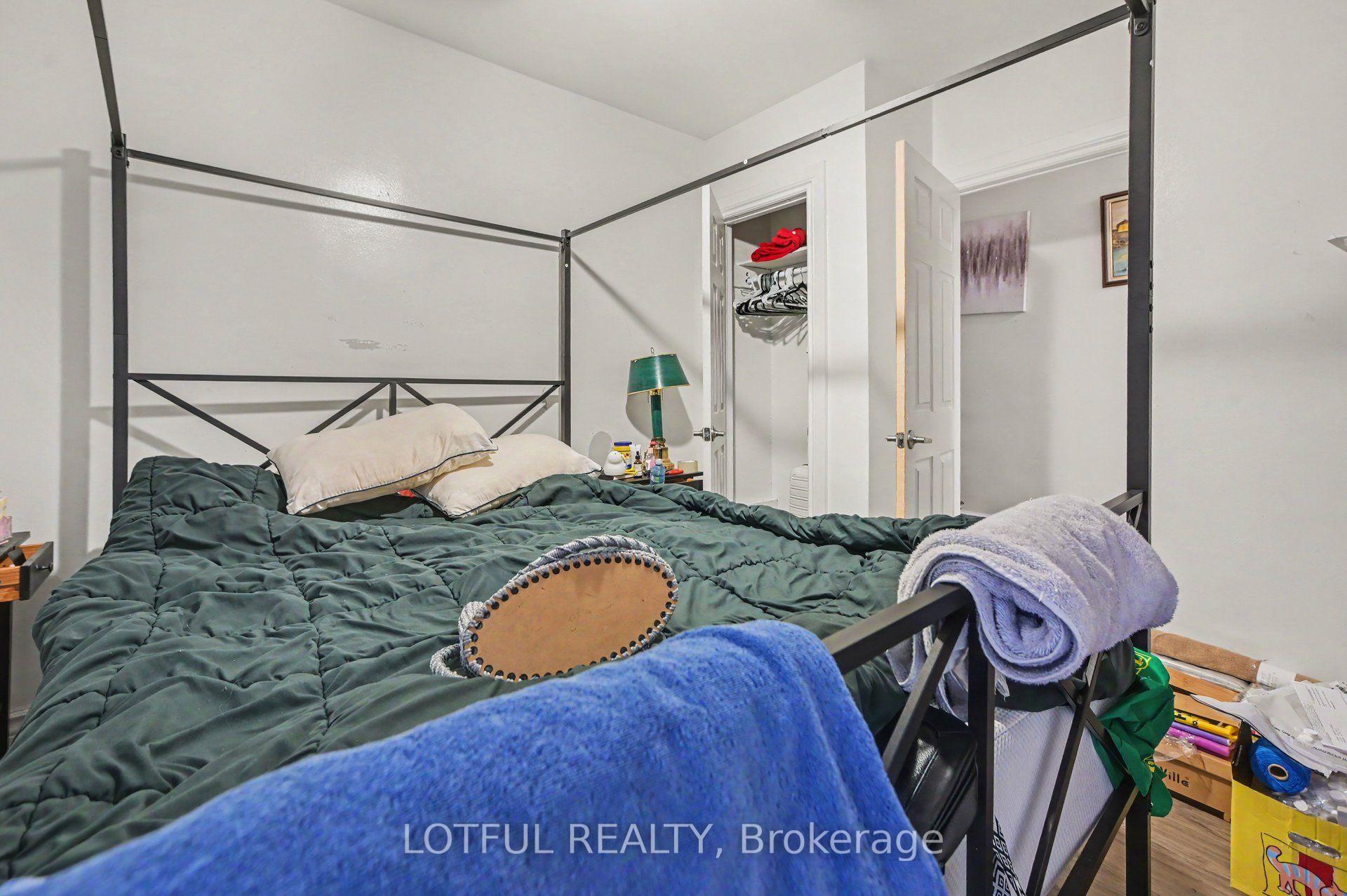Photo 33 of 118 Marier Avenue, Ottawa, Vanier — HOMEH