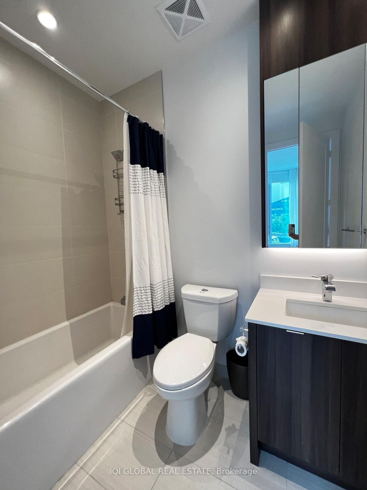 Photo 6 of Unit 233, 55 Merchants' Wharf, Toronto, Waterfront Communities — HOMEH