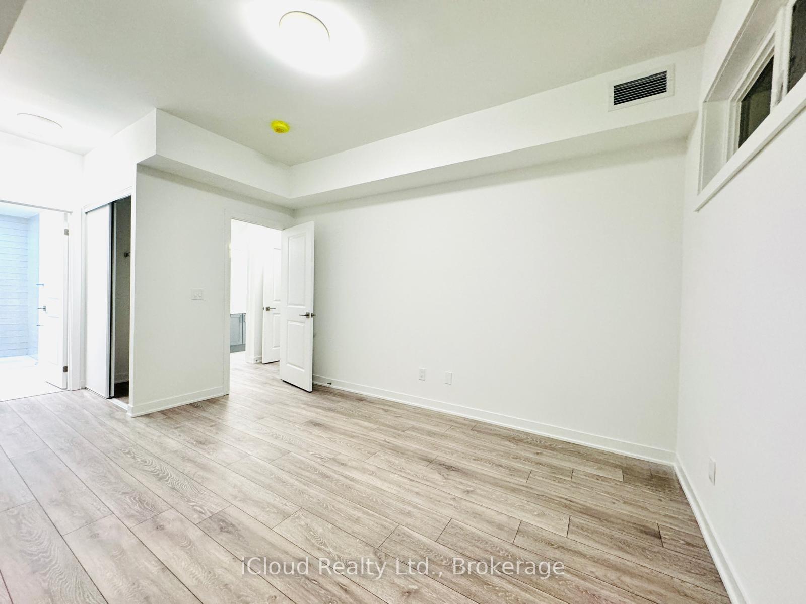 Photo 11 of Unit 9, 4025 Hickory Drive, Mississauga, Rathwood — HOMEH