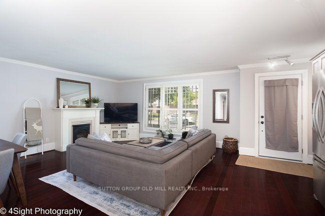 Photo 9 of 53 Savona Drive, Etobicoke, Alderwood — HOMEH