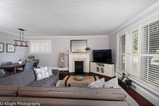Photo 11 of 53 Savona Drive, Etobicoke, Alderwood — HOMEH