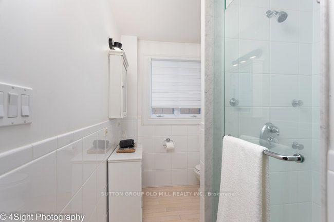 Photo 12 of 53 Savona Drive, Etobicoke, Alderwood — HOMEH
