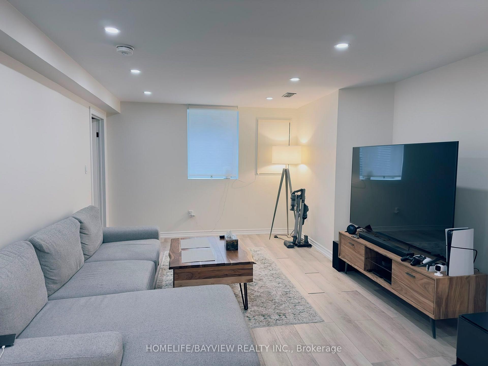 Photo 1 of Unit Lower unit/Basement, 128 Adam Place, Newmarket, Bristol-London — HOMEH