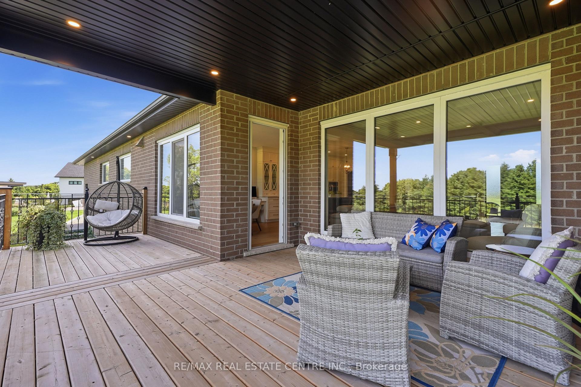 Photo 18 of Unit 7, 670 Bishopsgate Road, Brant, Paris — HOMEH