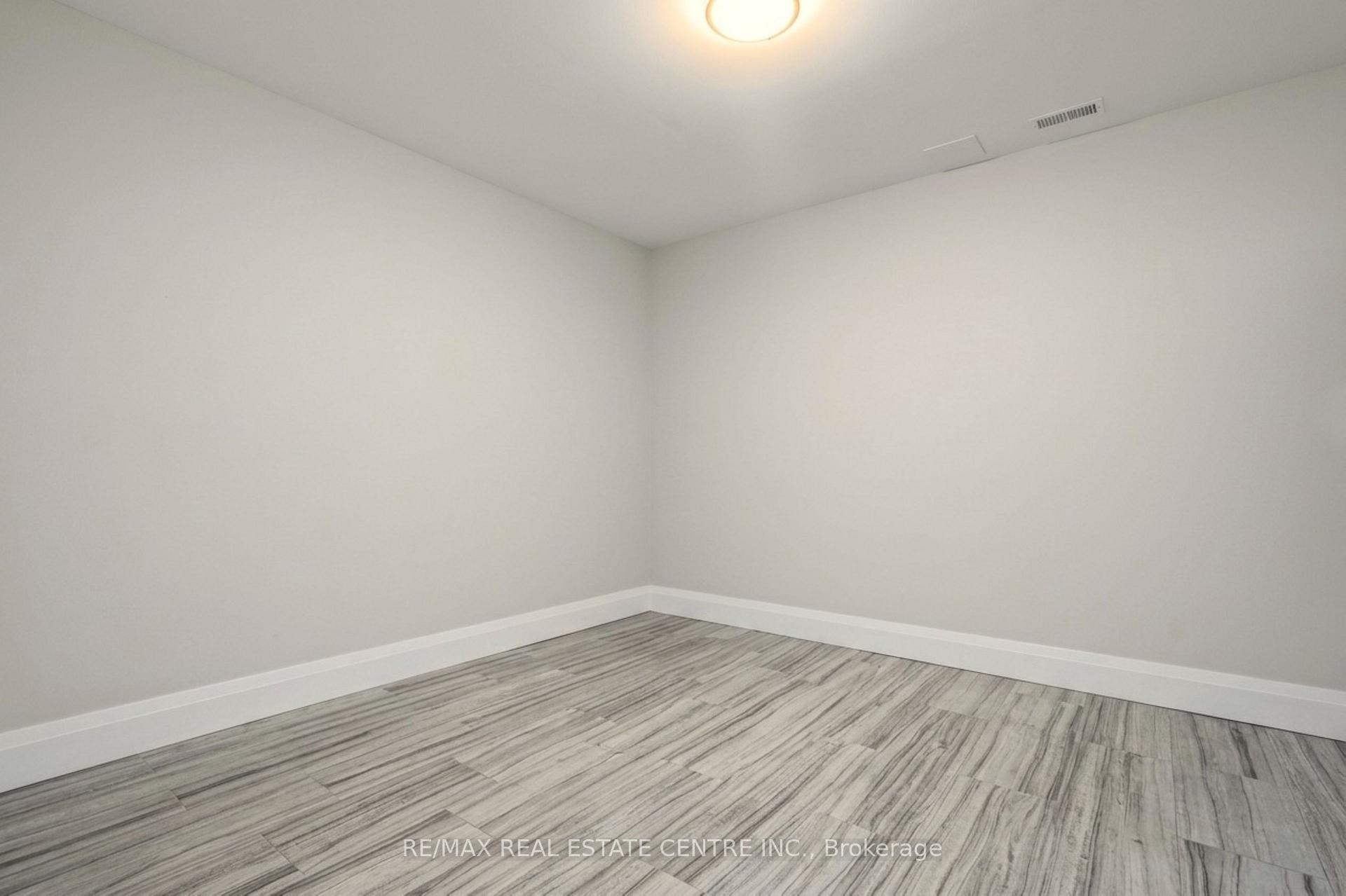 Photo 40 of Unit 7, 670 Bishopsgate Road, Brant, Paris — HOMEH