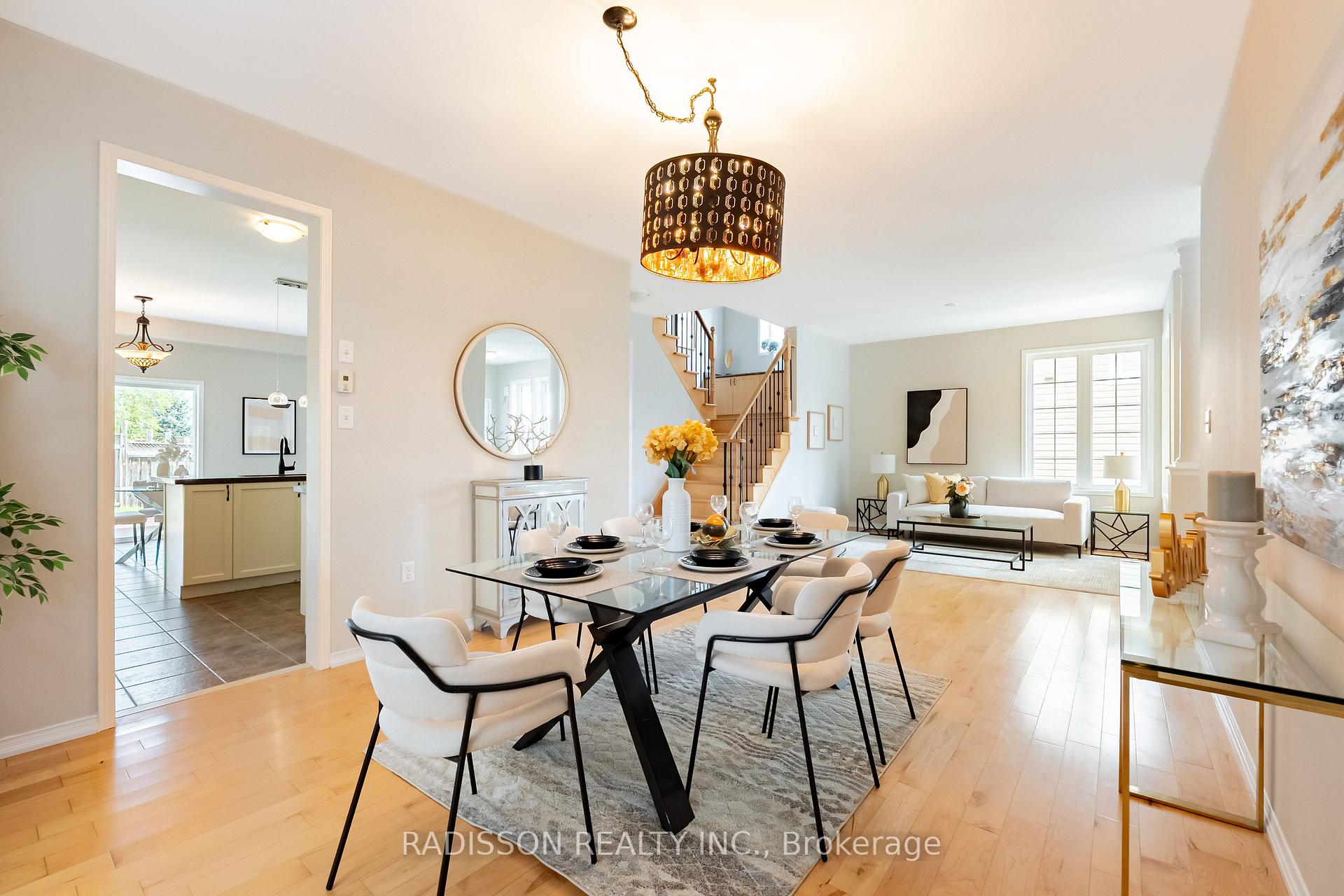 Photo 4 of 1679 Arborwood Drive, Oshawa, Taunton — HOMEH