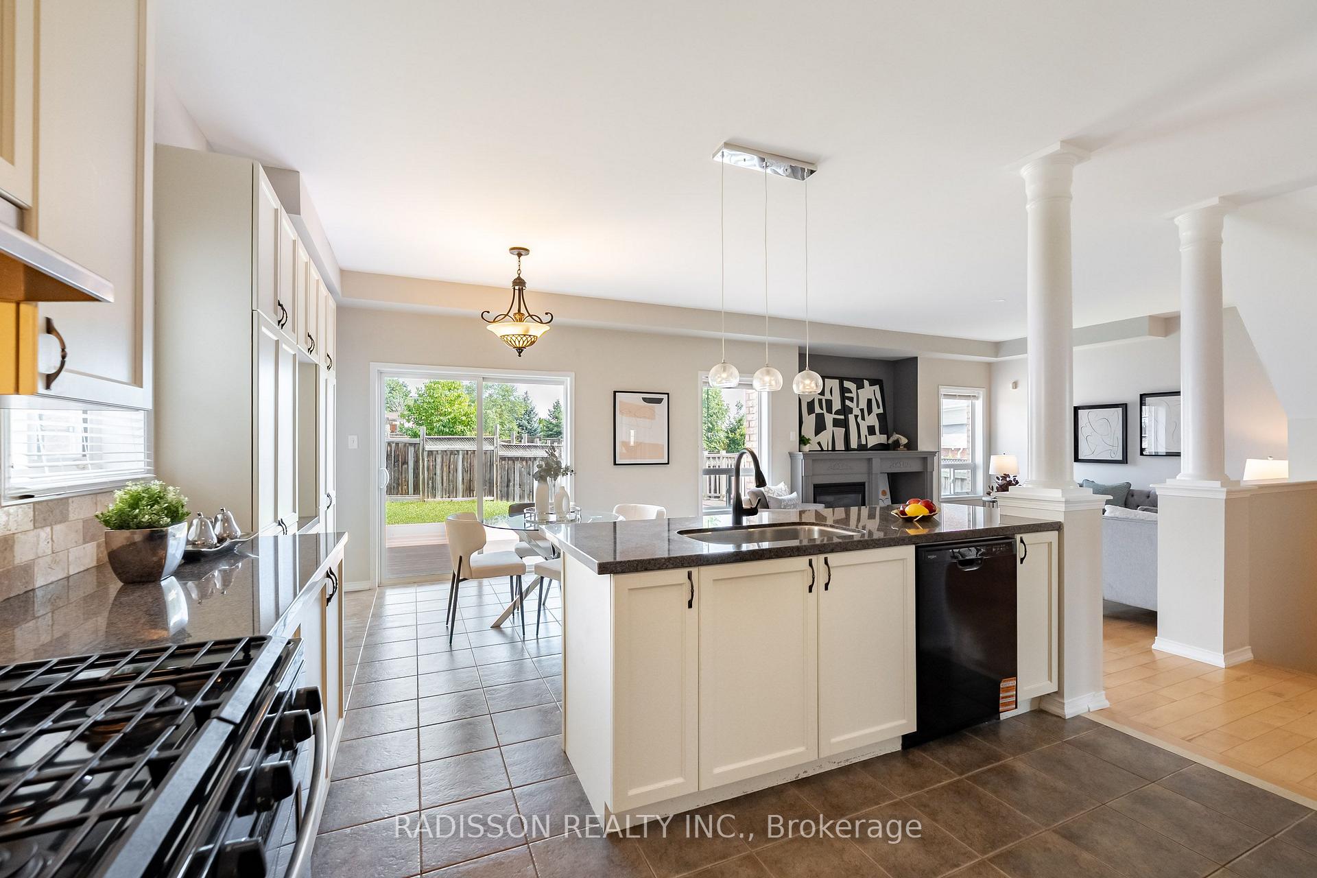 Photo 6 of 1679 Arborwood Drive, Oshawa, Taunton — HOMEH