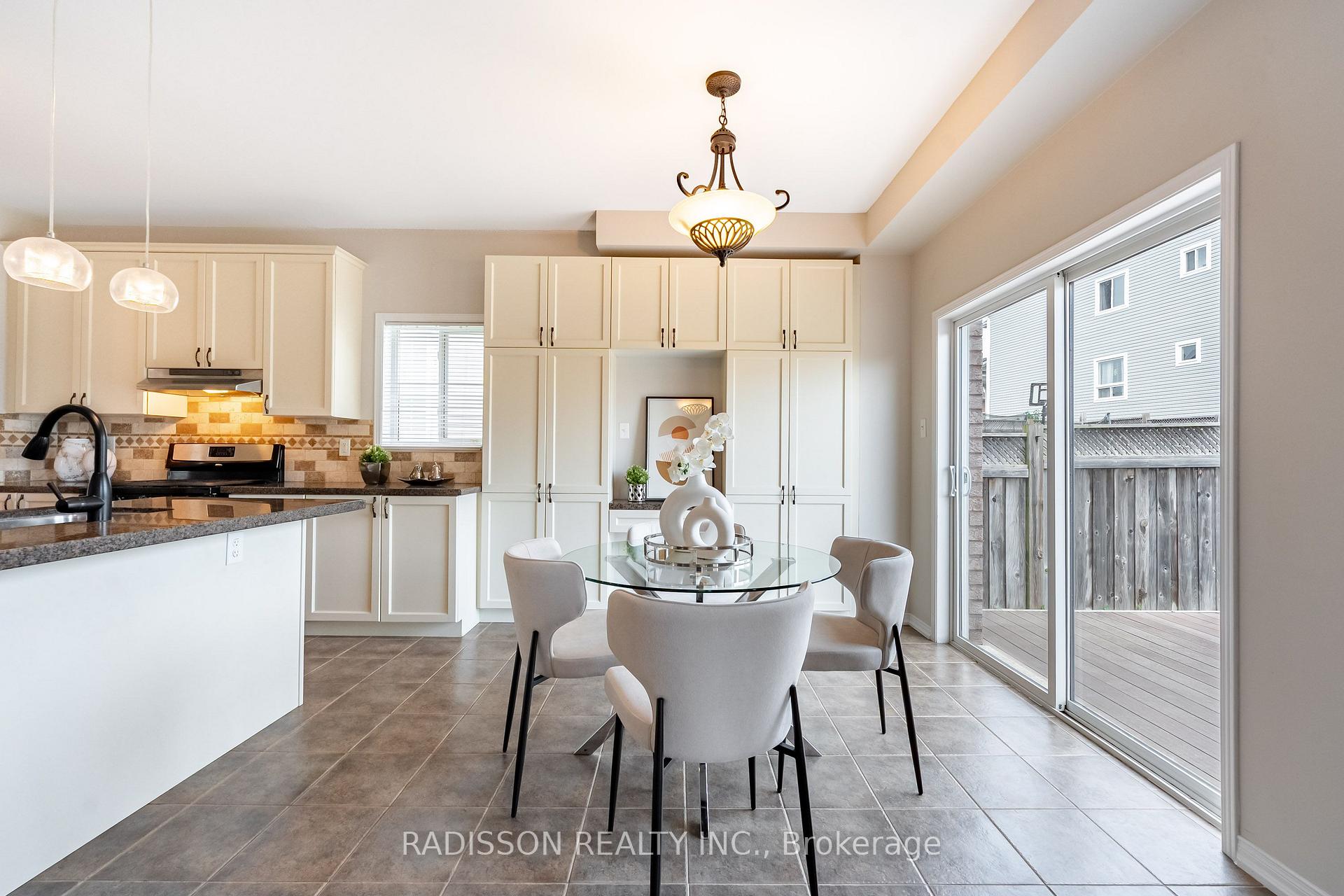 Photo 7 of 1679 Arborwood Drive, Oshawa, Taunton — HOMEH